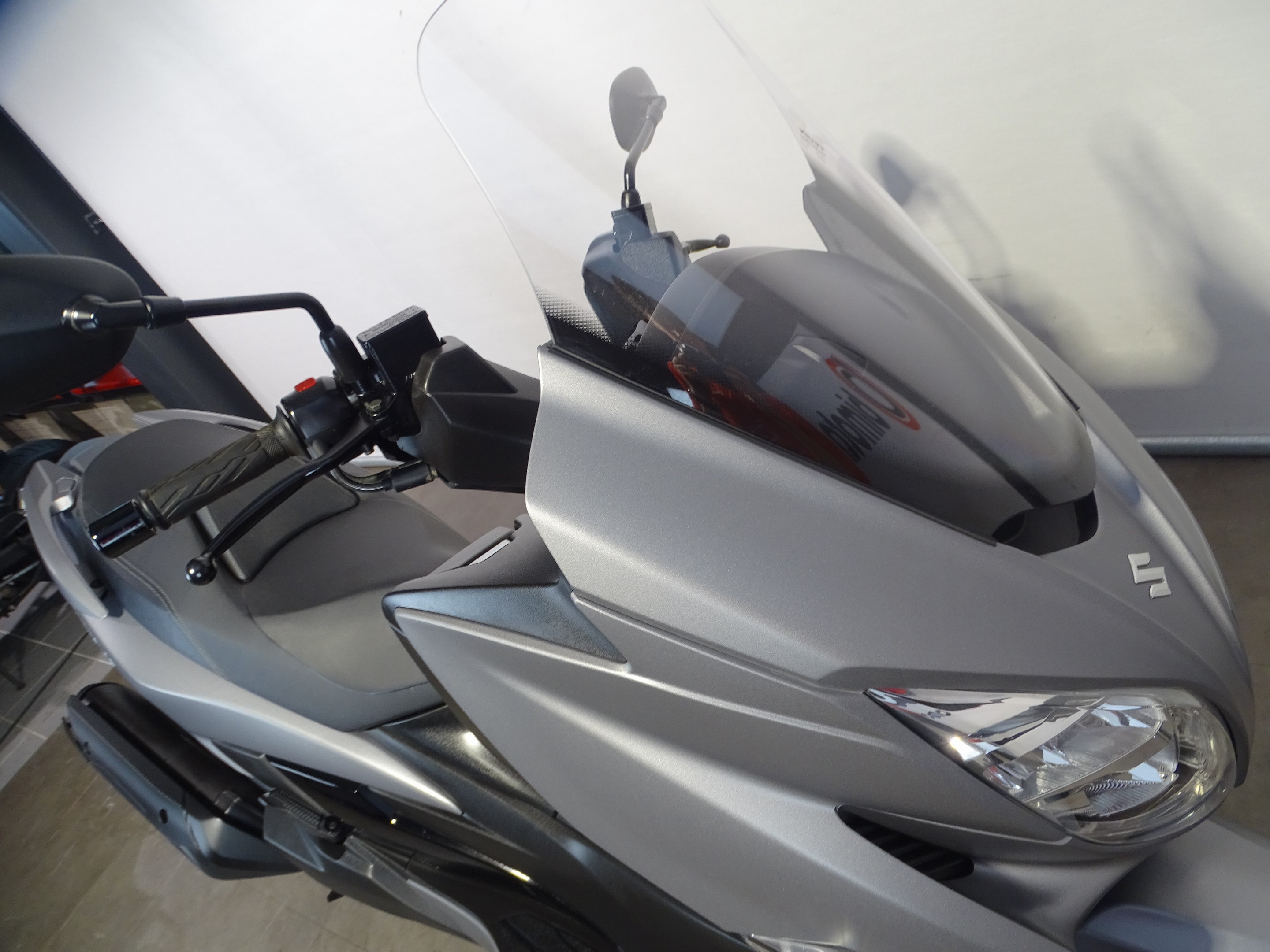 SUZUKI BURGMAN 400 ABS