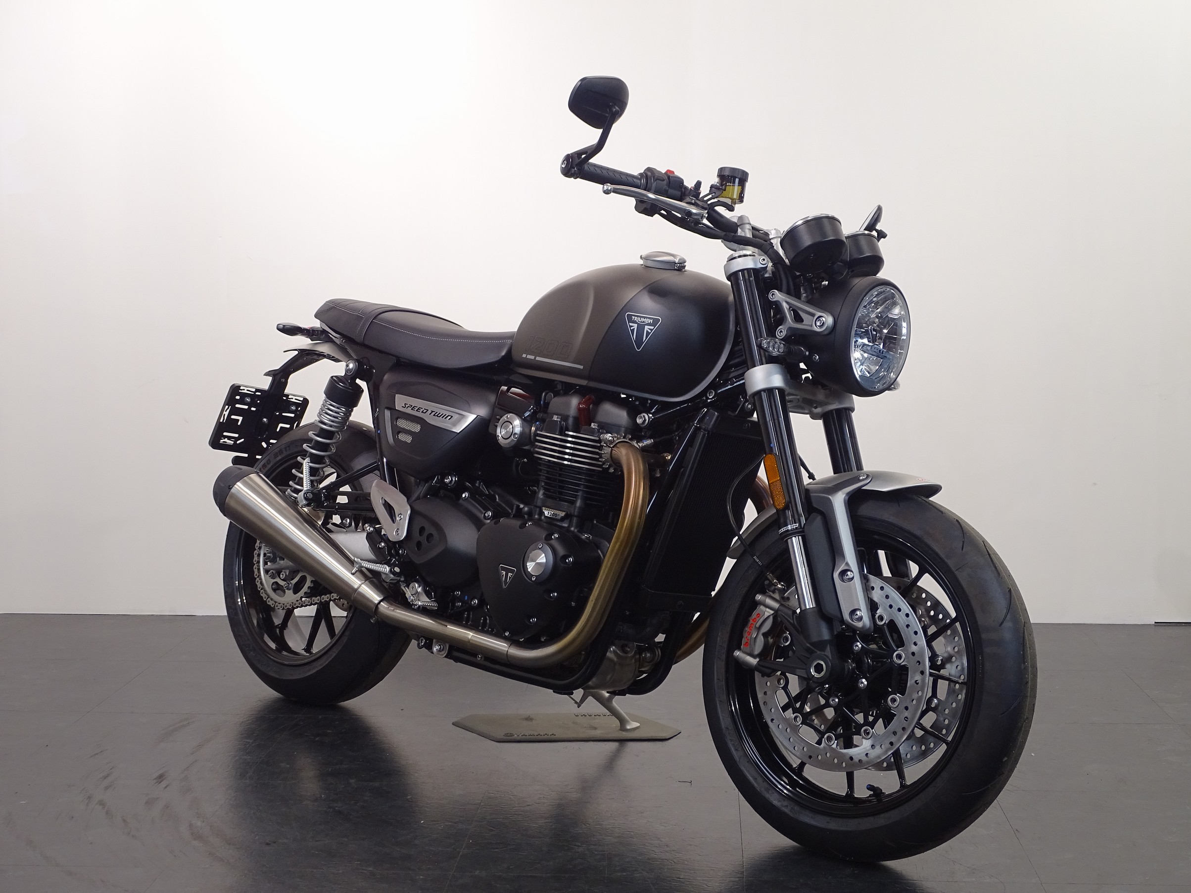 TRIUMPH SPEED TWIN 1200