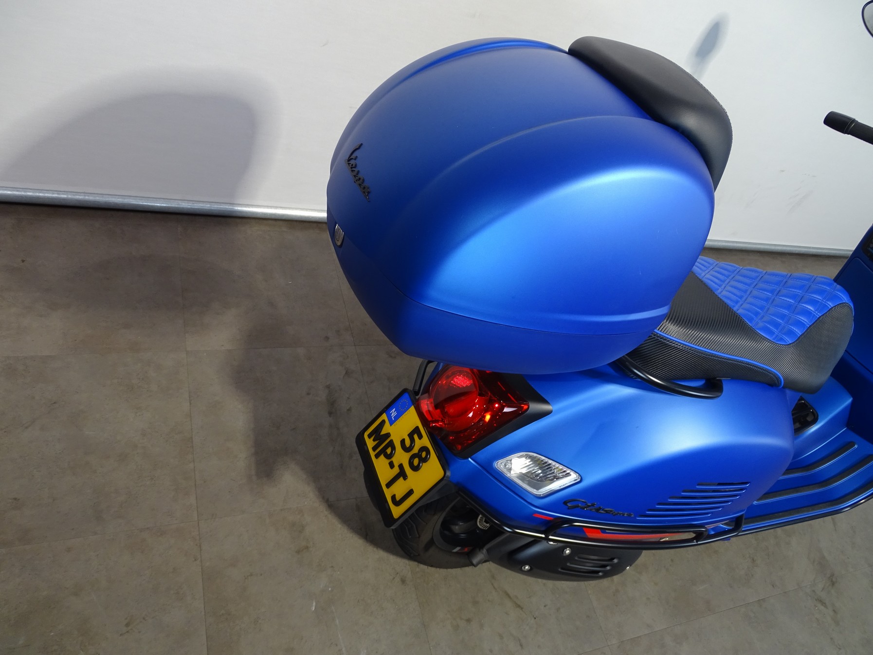 VESPA GTS 300 SUPERSPORT HPE