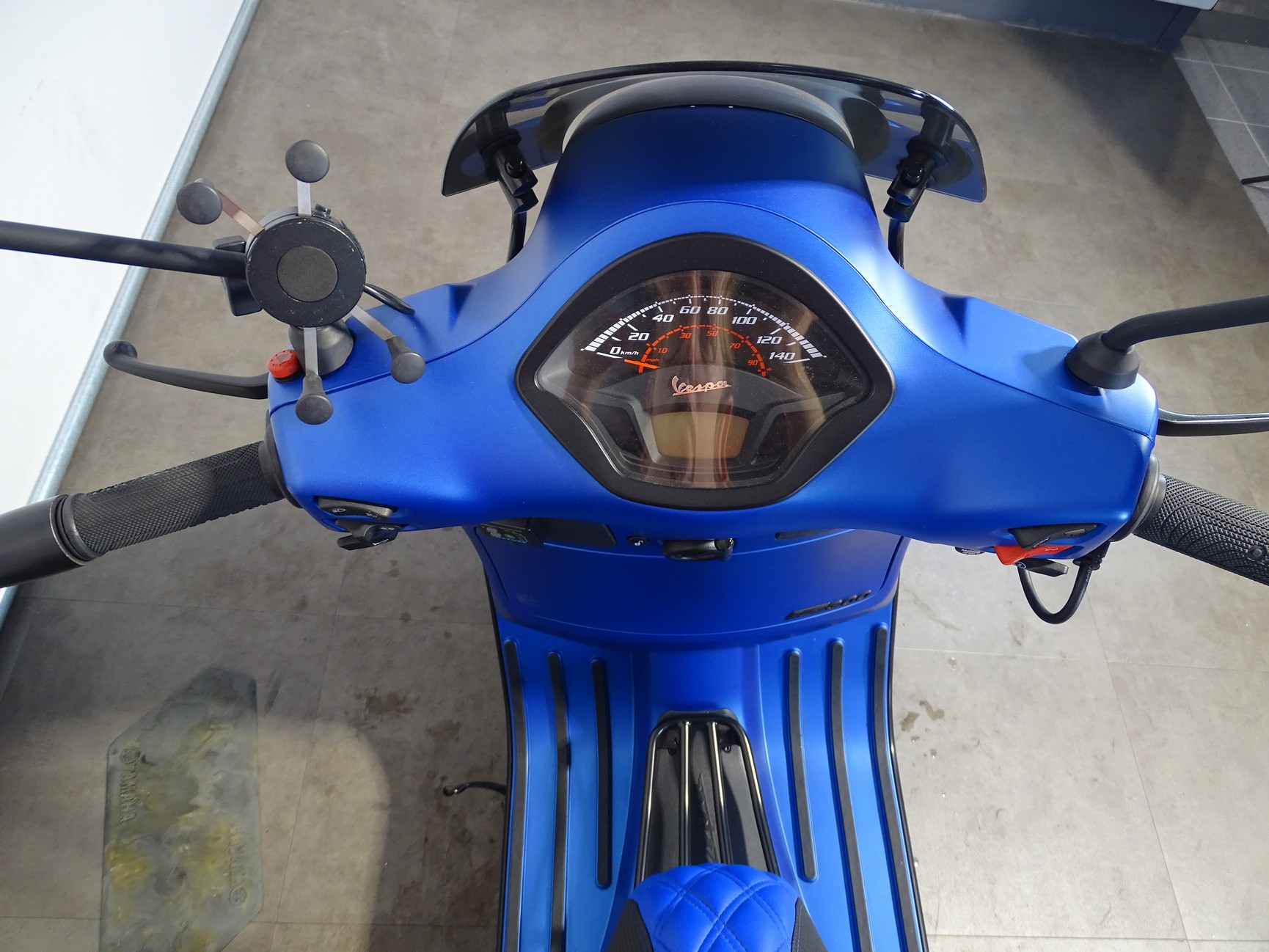 VESPA GTS 300 SUPERSPORT HPE