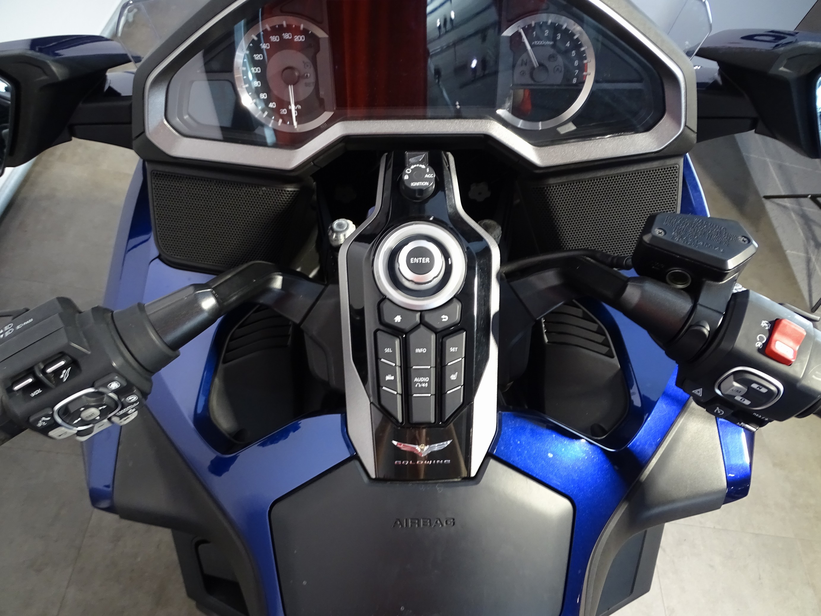 HONDA GL 1800 TOURING DELUXE DCT