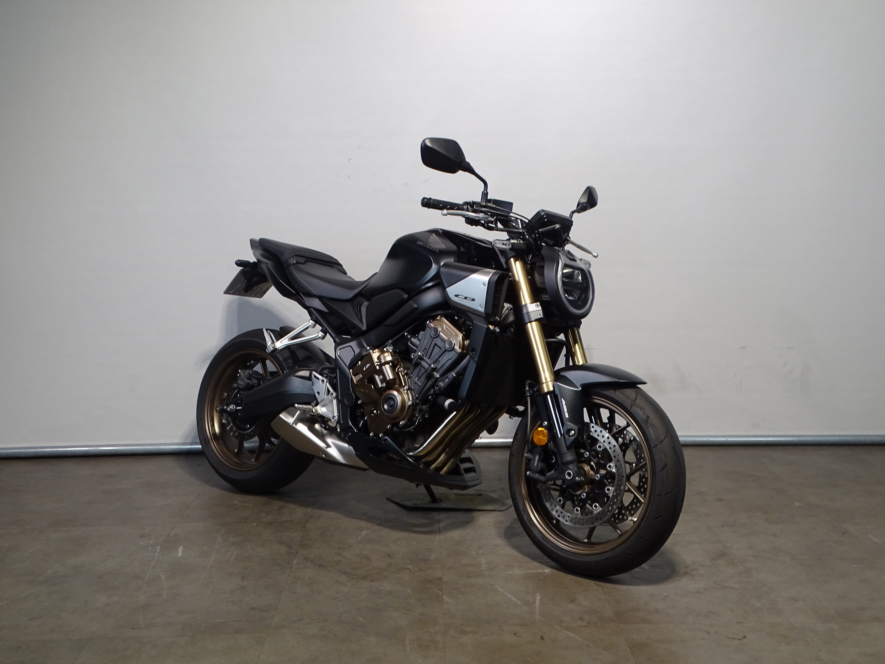 HONDA CB 650 R E-CLUTCH