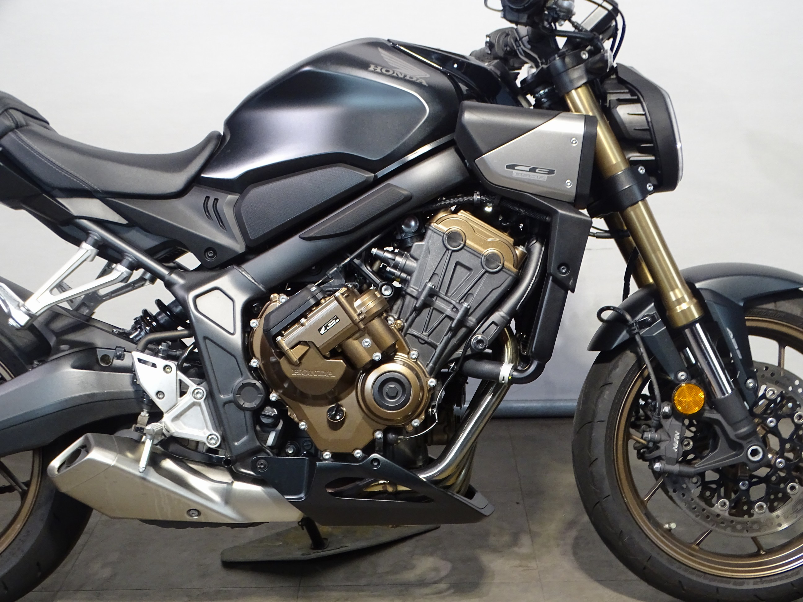 HONDA CB 650 R E-CLUTCH