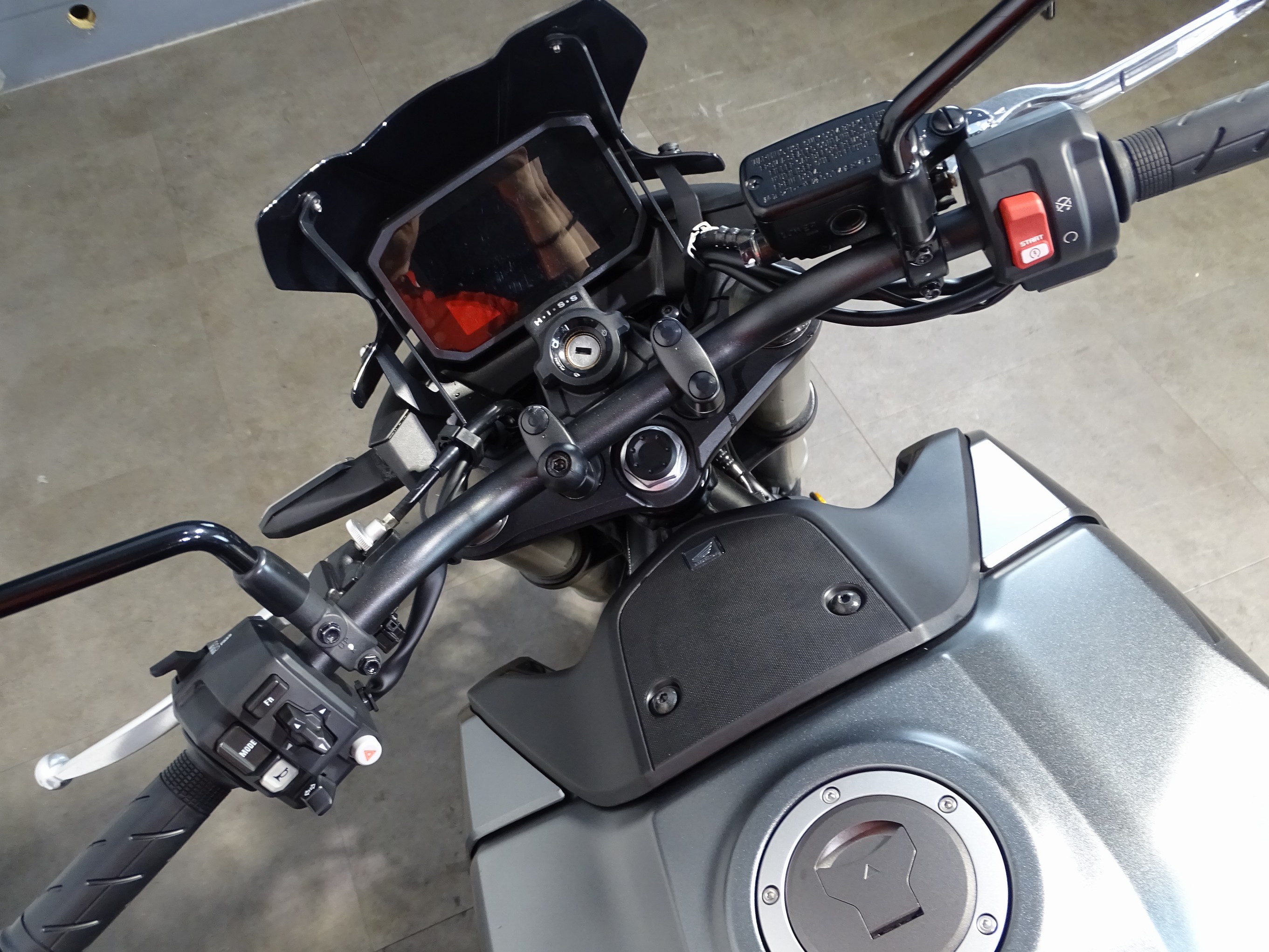HONDA CB 750 HORNET