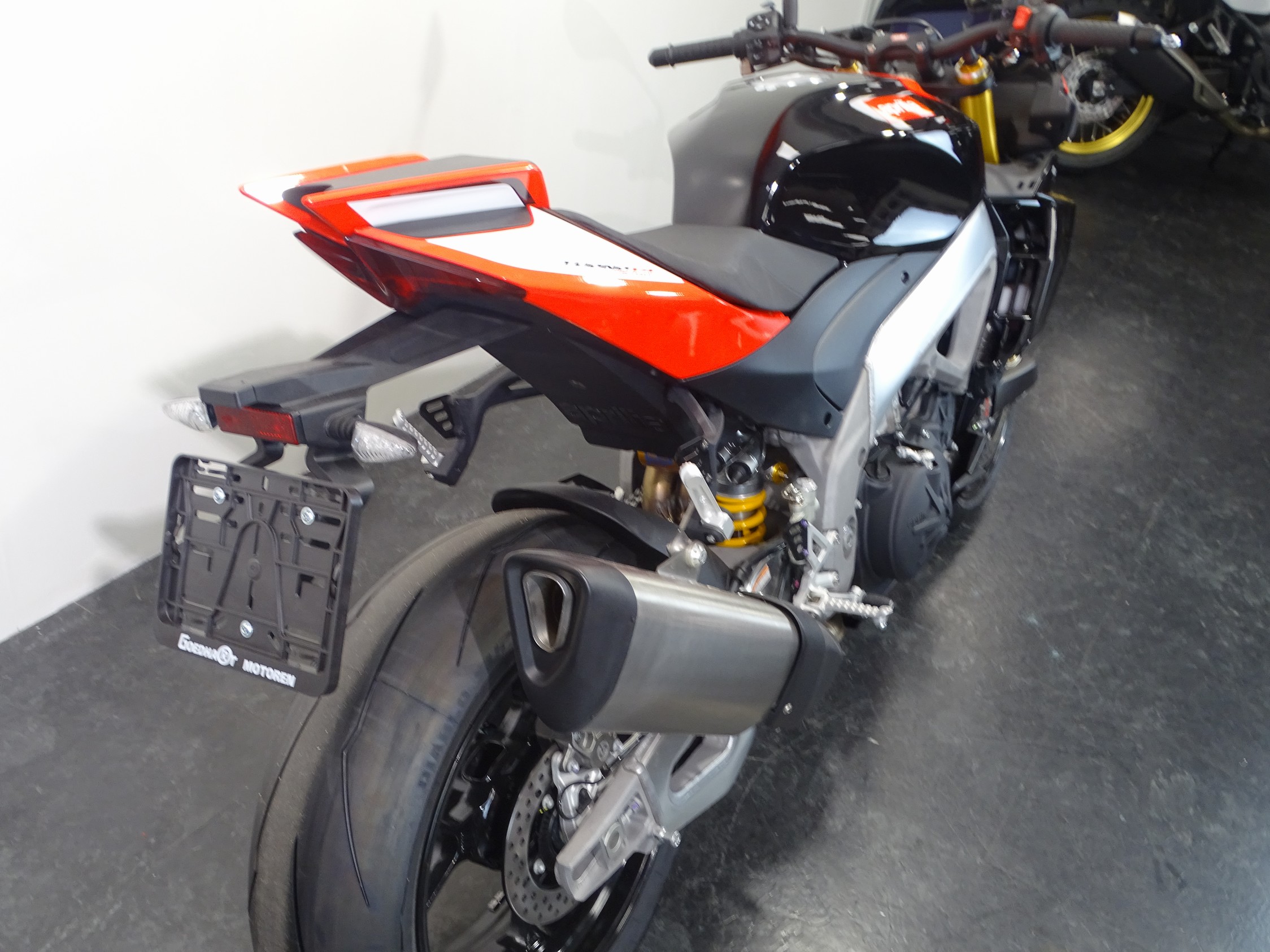 APRILIA TUONO V4 1100 E FACTORY SE-09