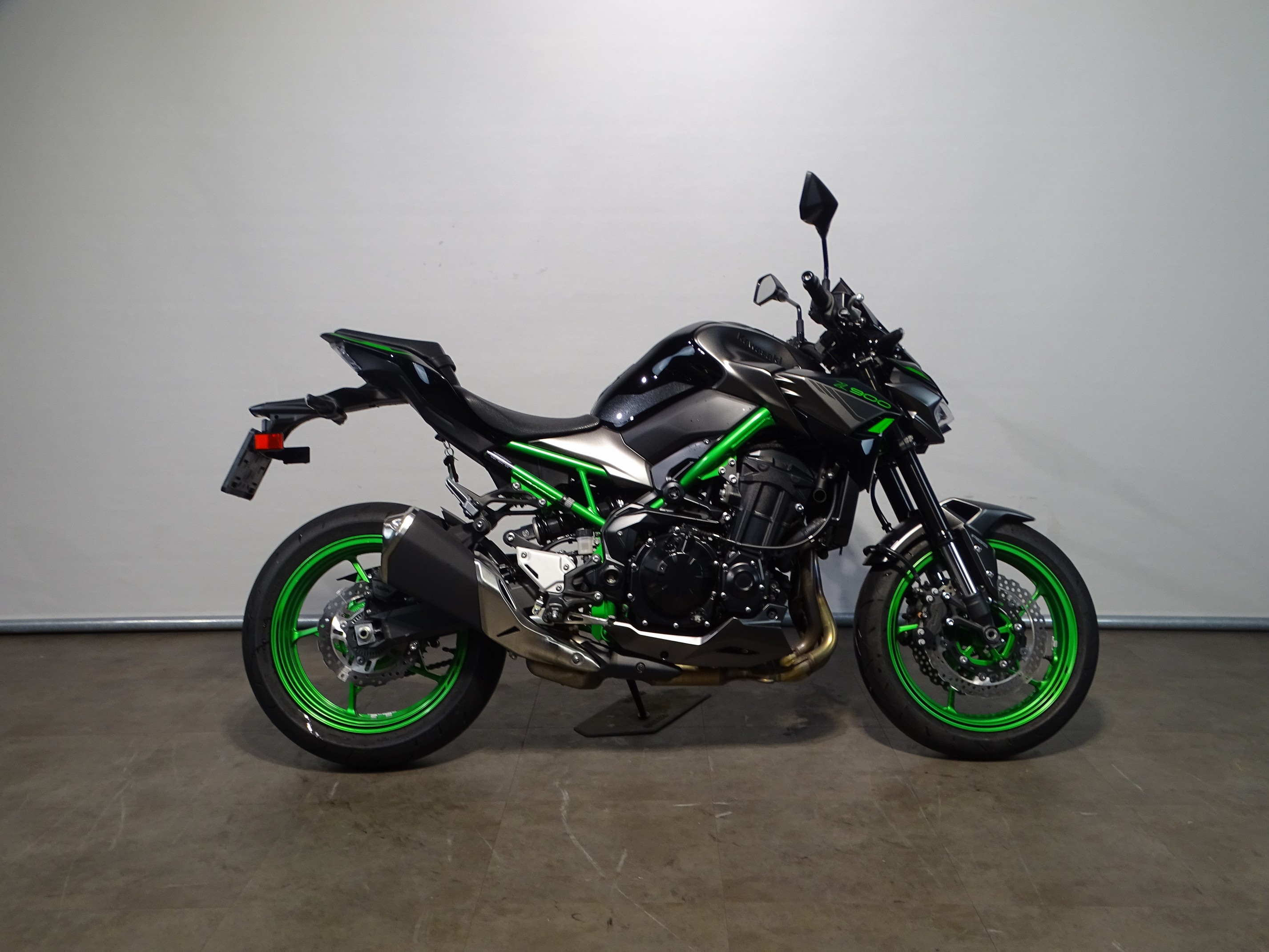 KAWASAKI Z 900
