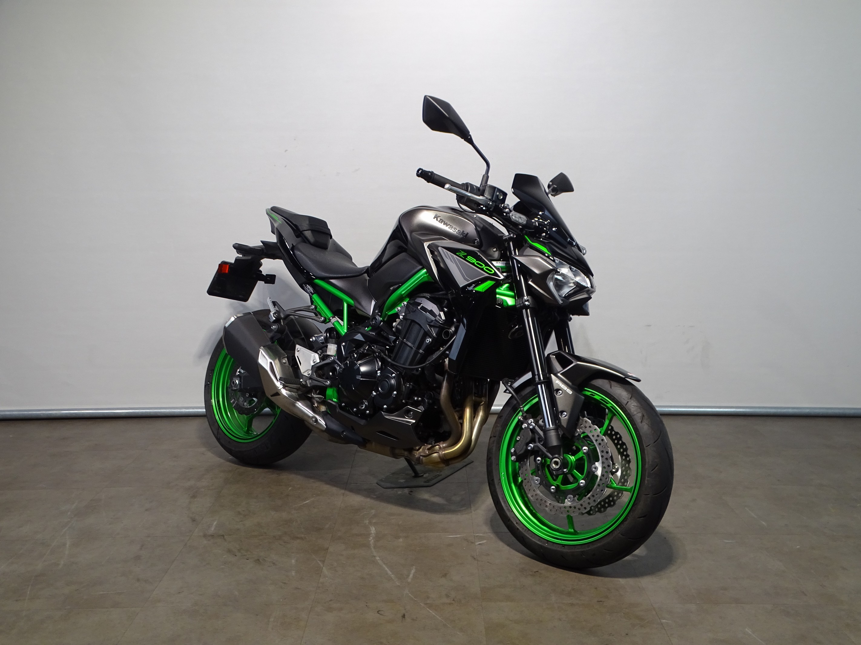 KAWASAKI Z 900