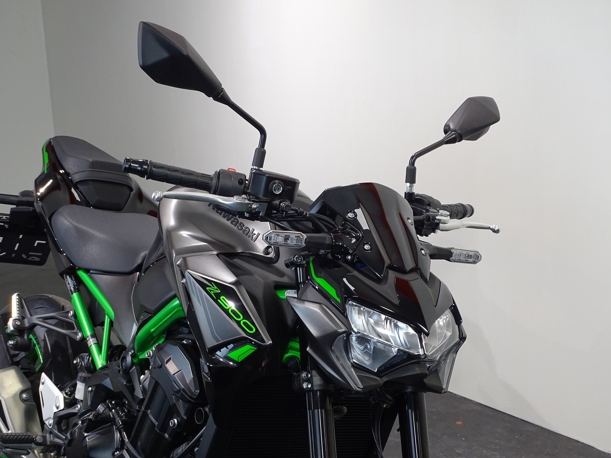 KAWASAKI Z 900