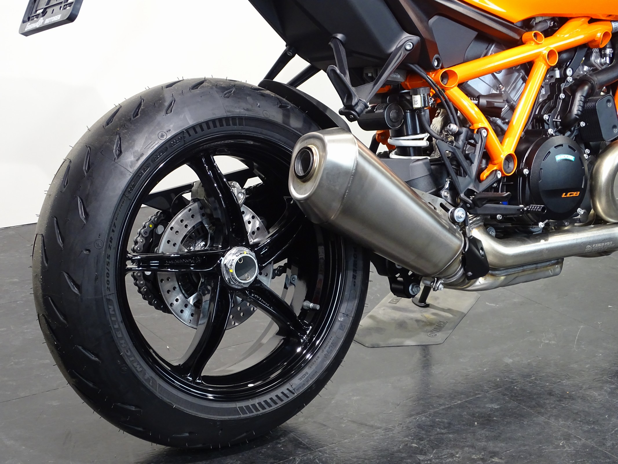 KTM 1390 SUPERDUKE R