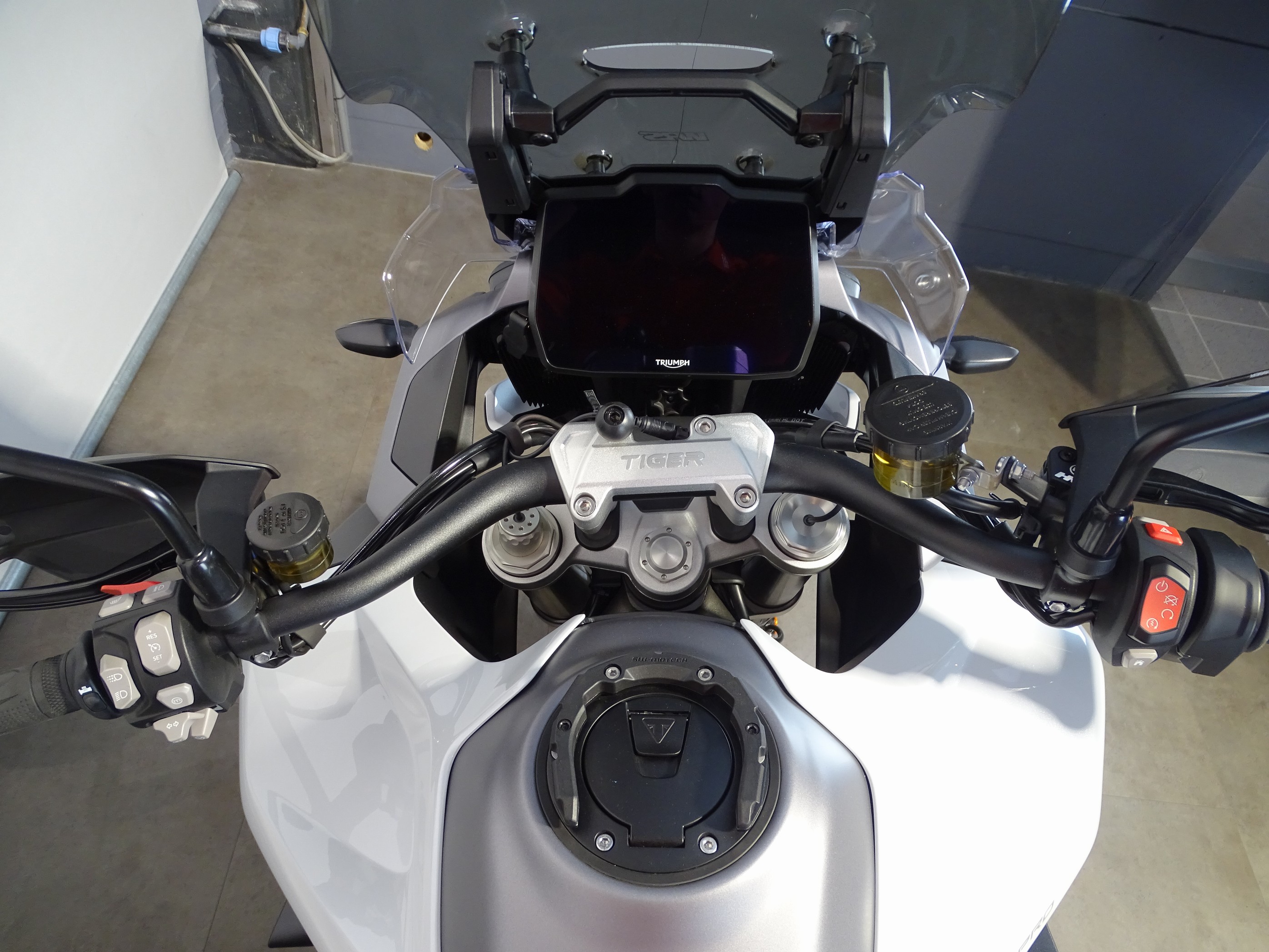 TRIUMPH TIGER 1200 GT PRO