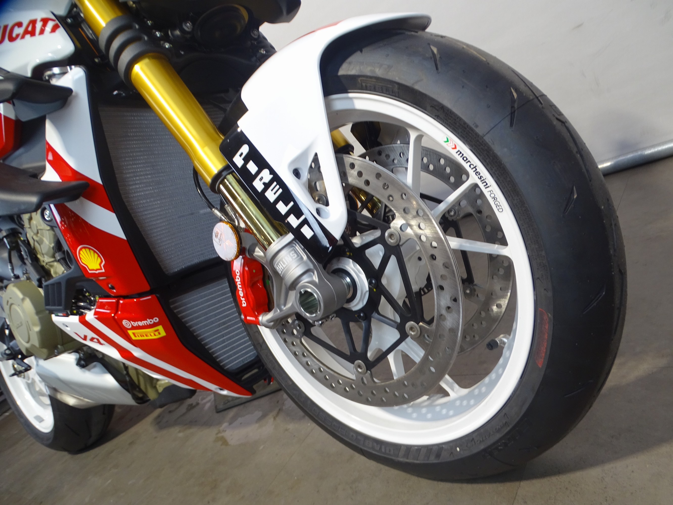 DUCATI STREETFIGHTER V4 S SUPREME