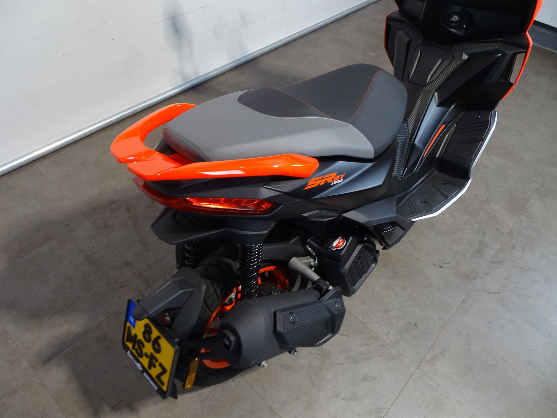 APRILIA SR GT SPORT 200