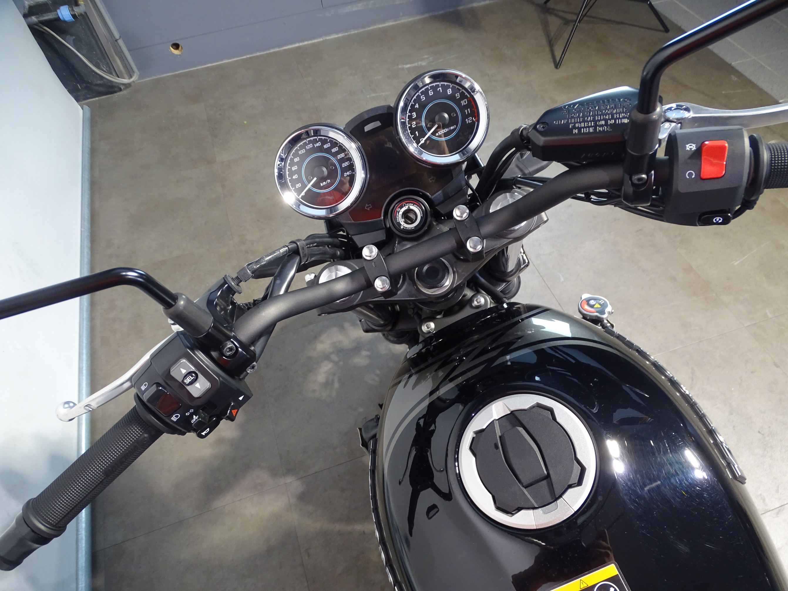 KAWASAKI Z 650 RS