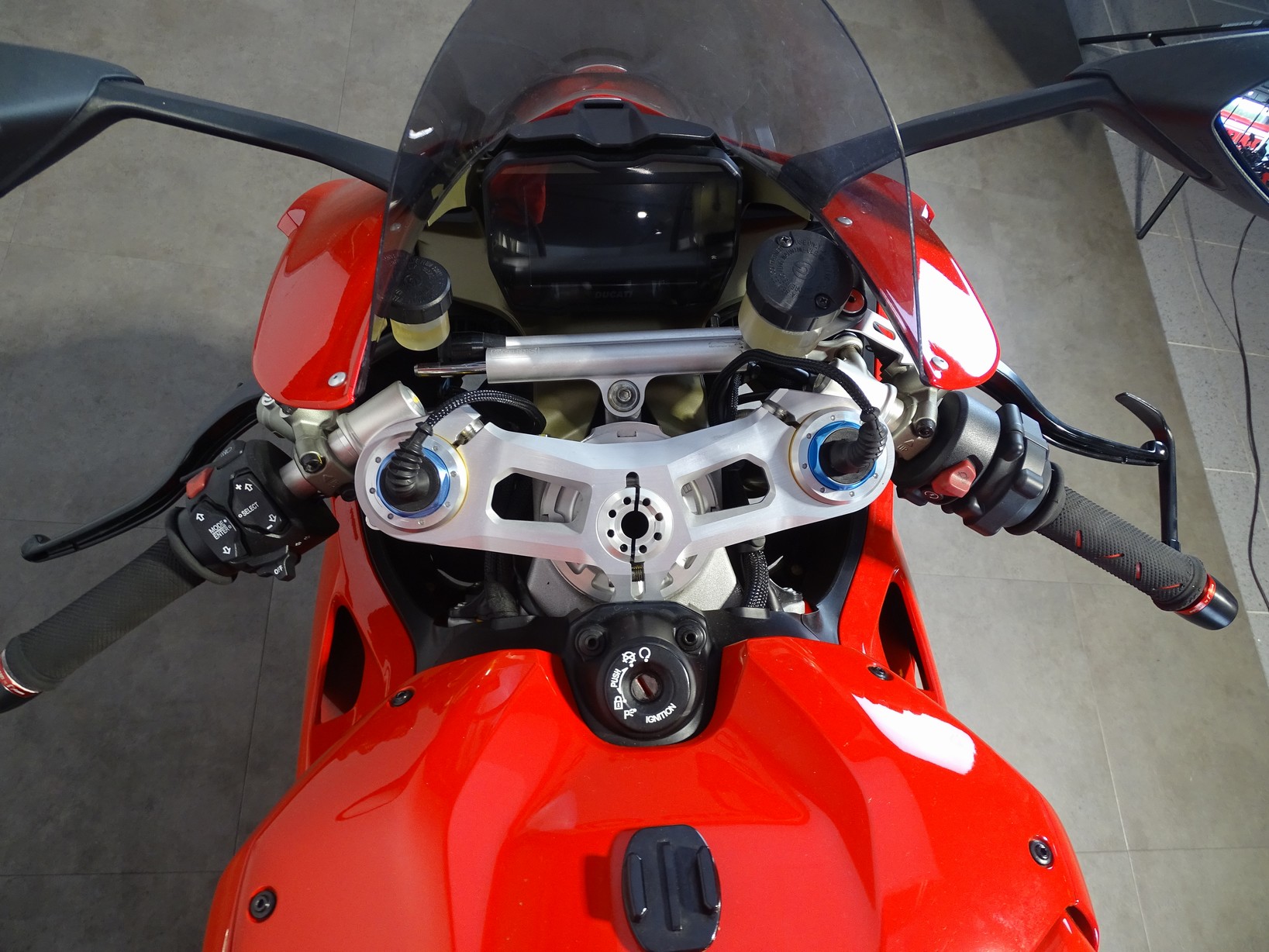 DUCATI PANIGALE V4 S