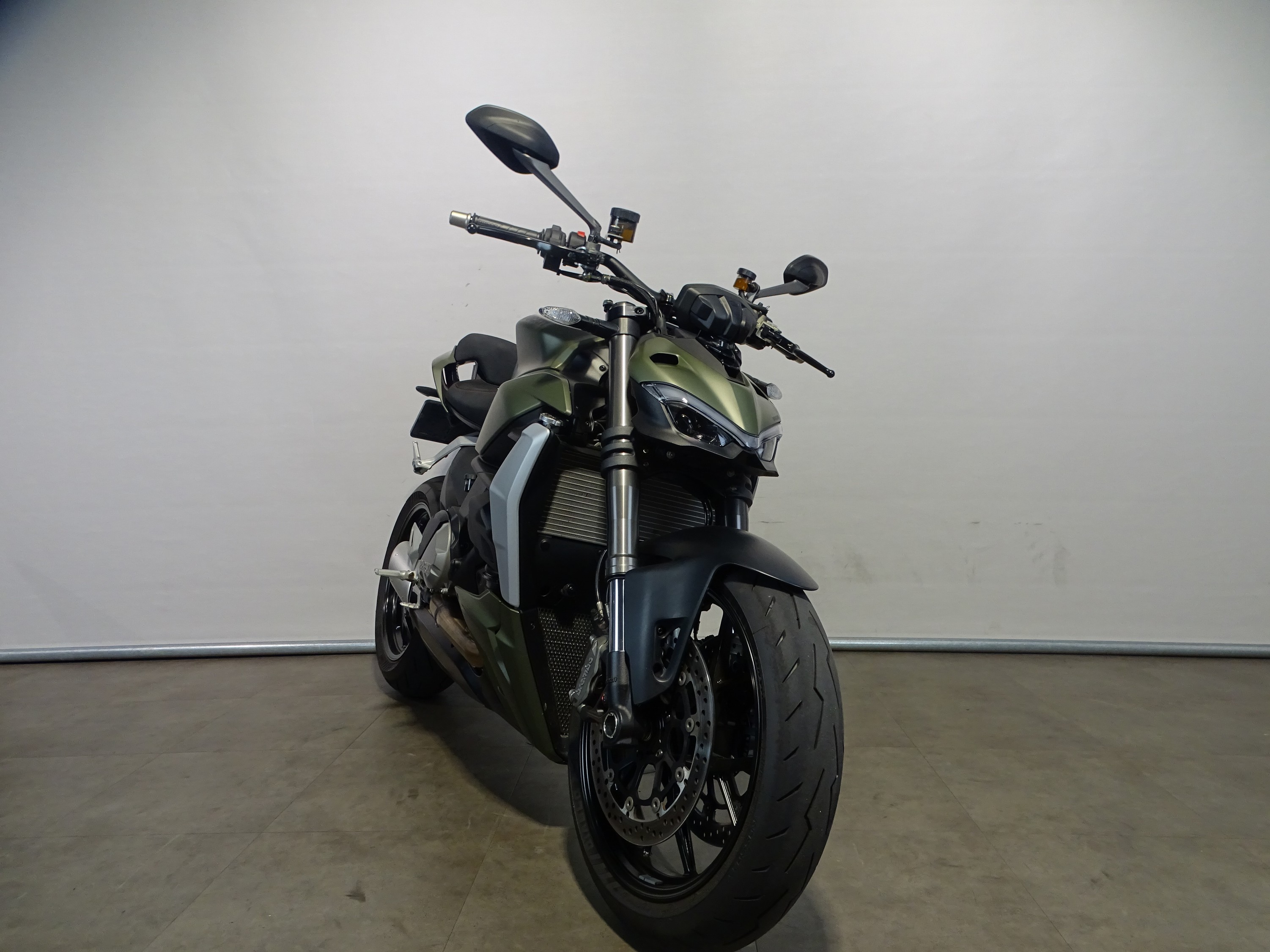 DUCATI STREETFIGHTER V2