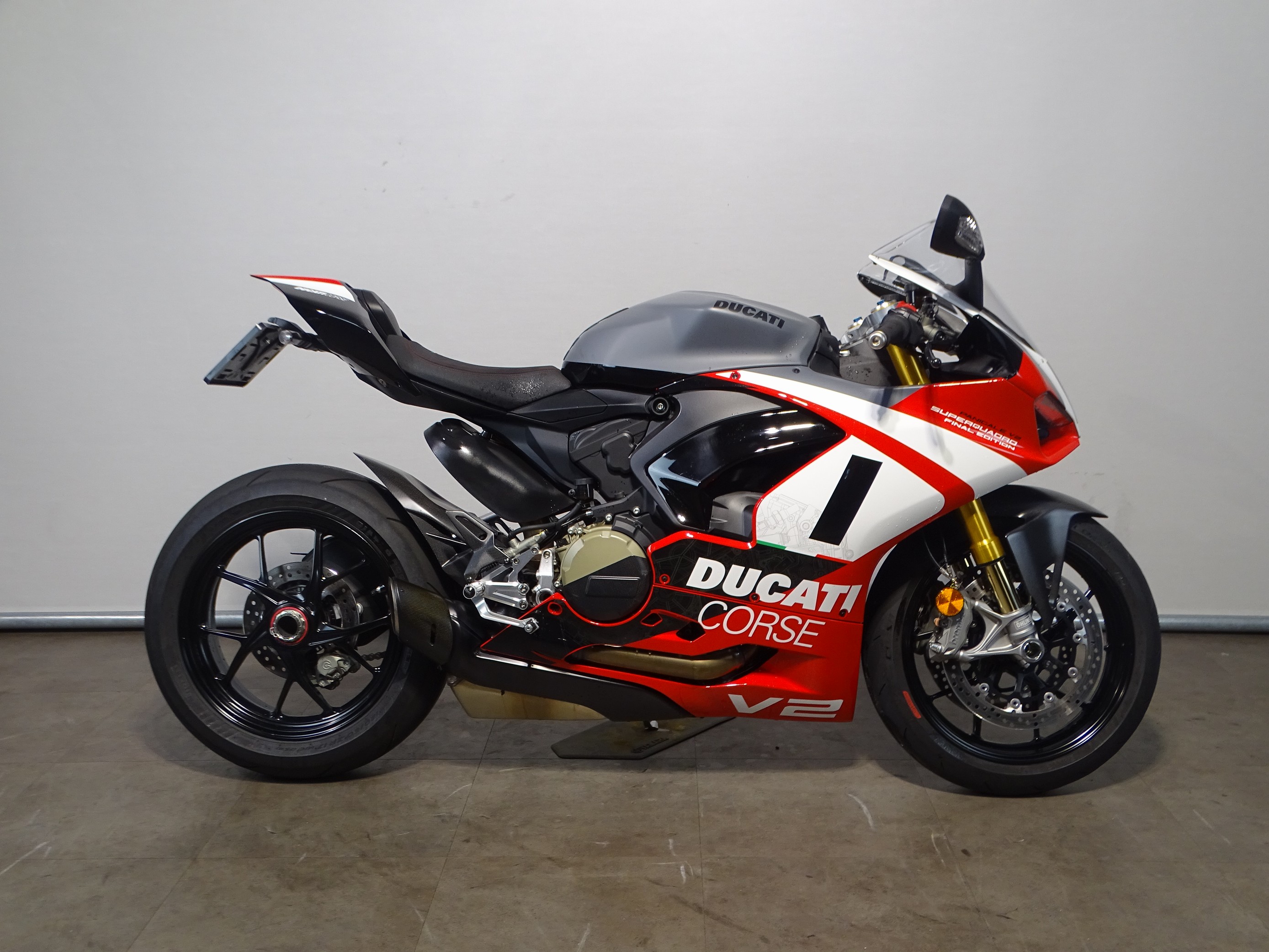 DUCATI PANIGALE V2 SUPERQUADRO FINAL