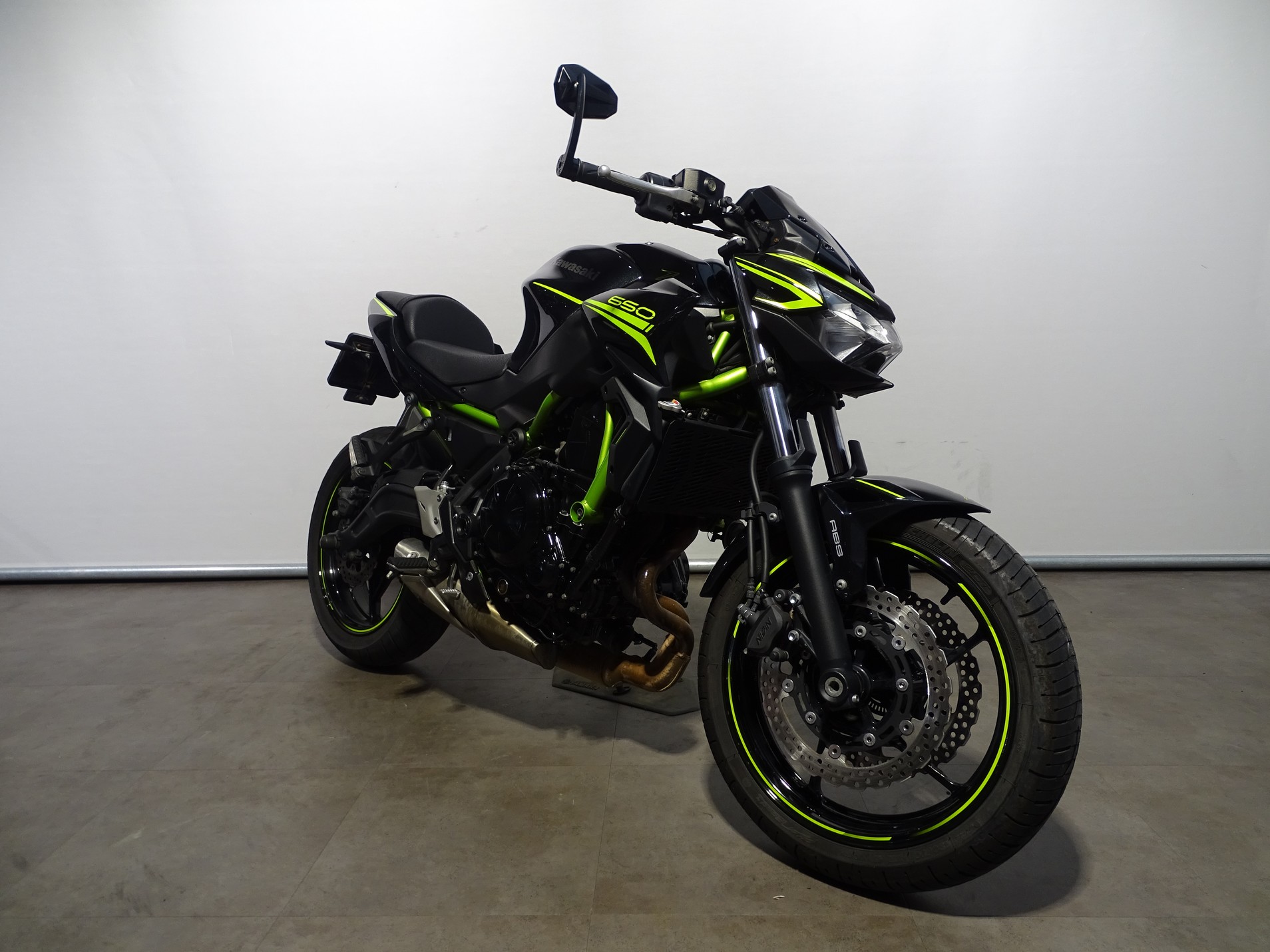 KAWASAKI Z 650