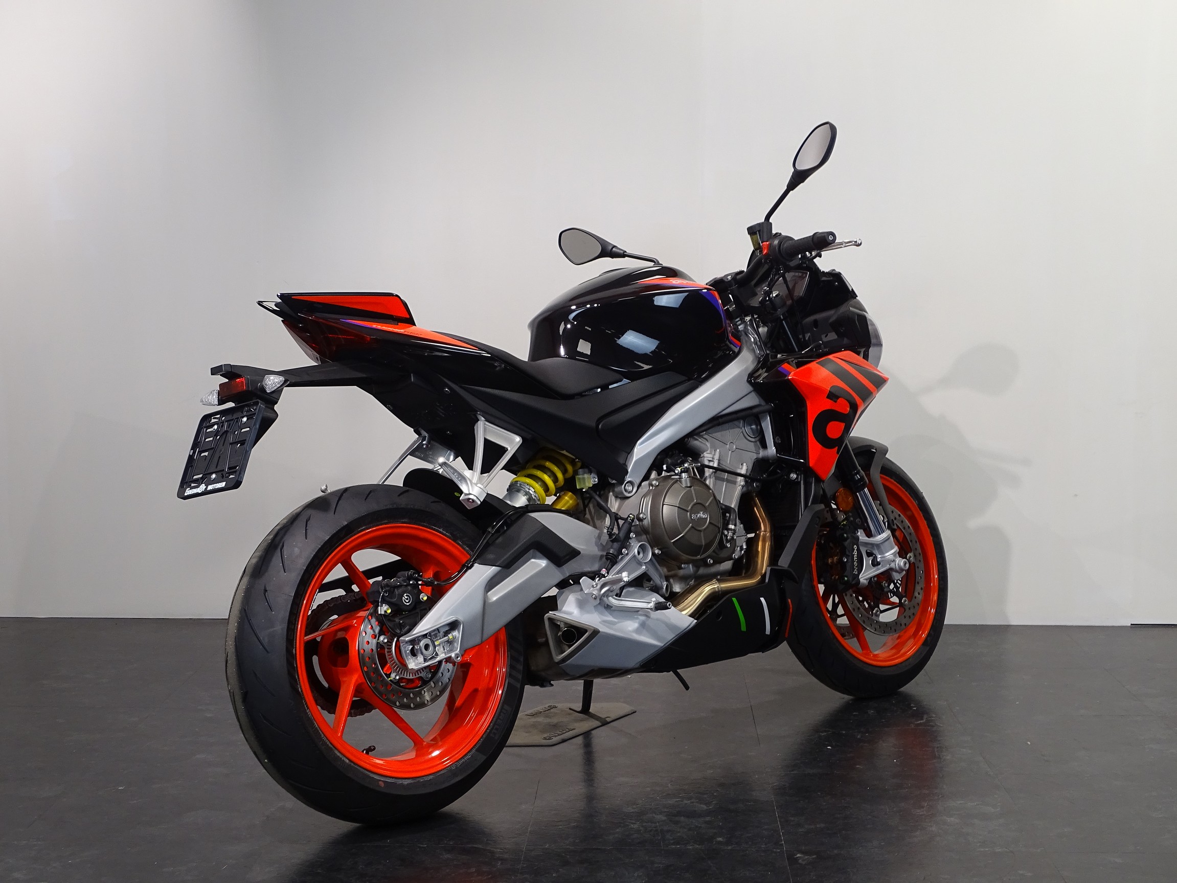 APRILIA TUONO 660 FACTORY