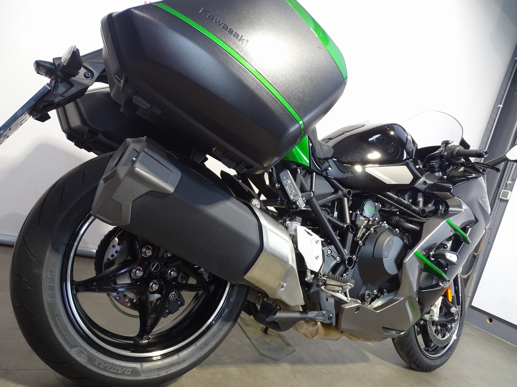 KAWASAKI NINJA H2 SX SE TOURER