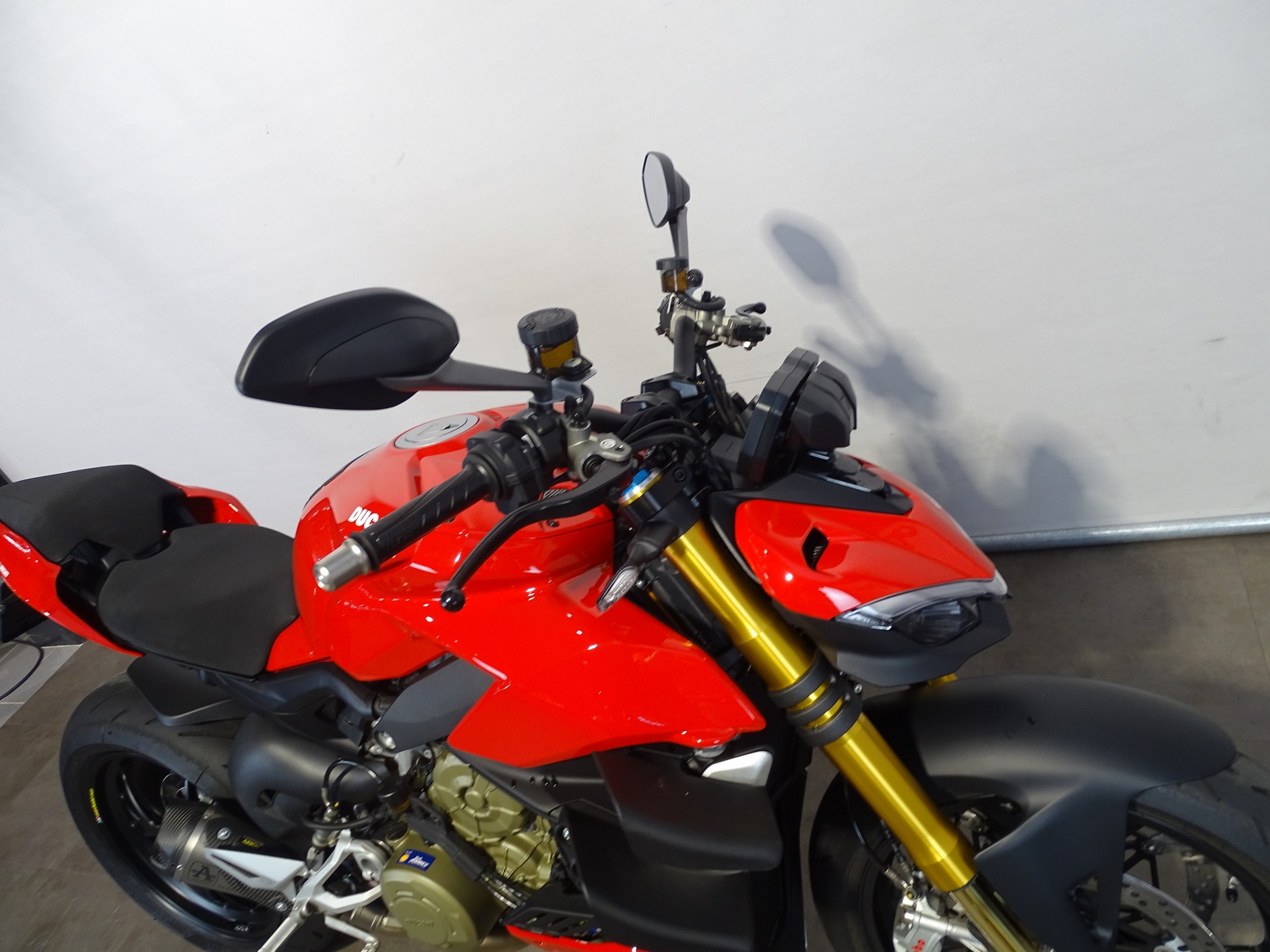 DUCATI STREETFIGHTER V4 S