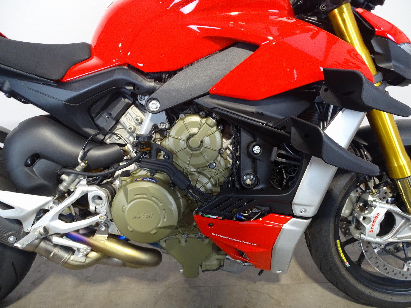 DUCATI STREETFIGHTER V4 S
