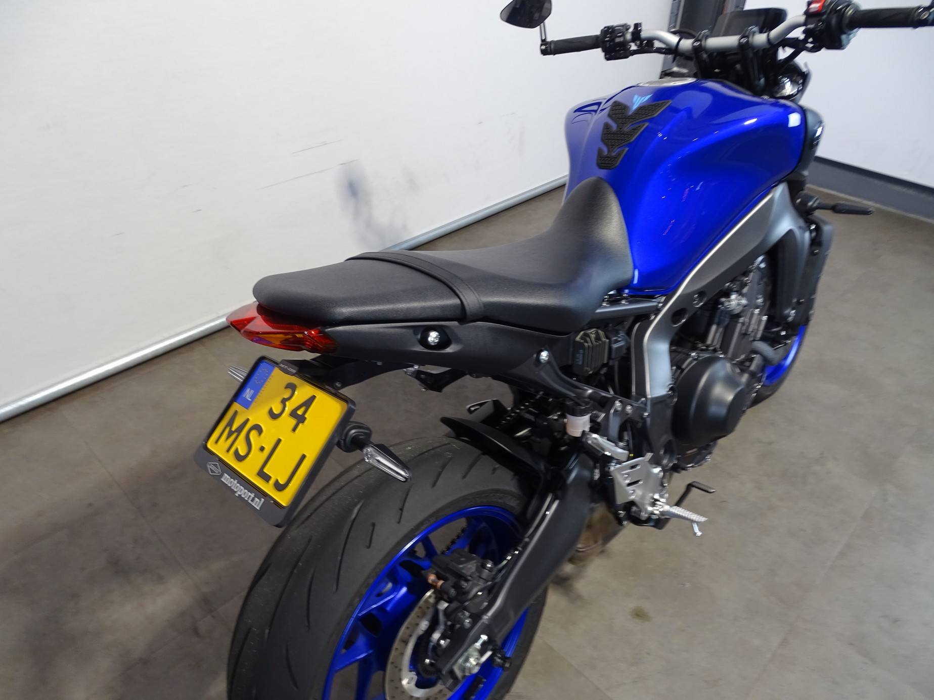 YAMAHA MT-09 70 KW