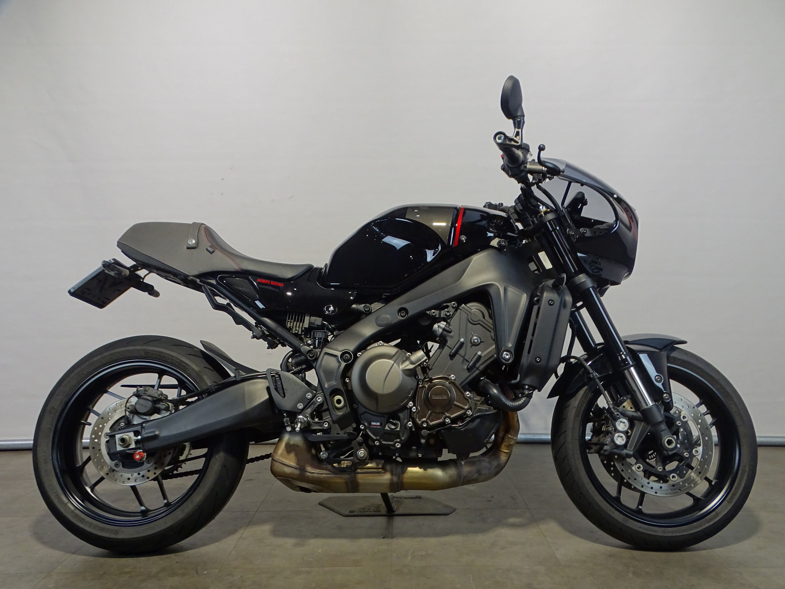 YAMAHA XSR 900