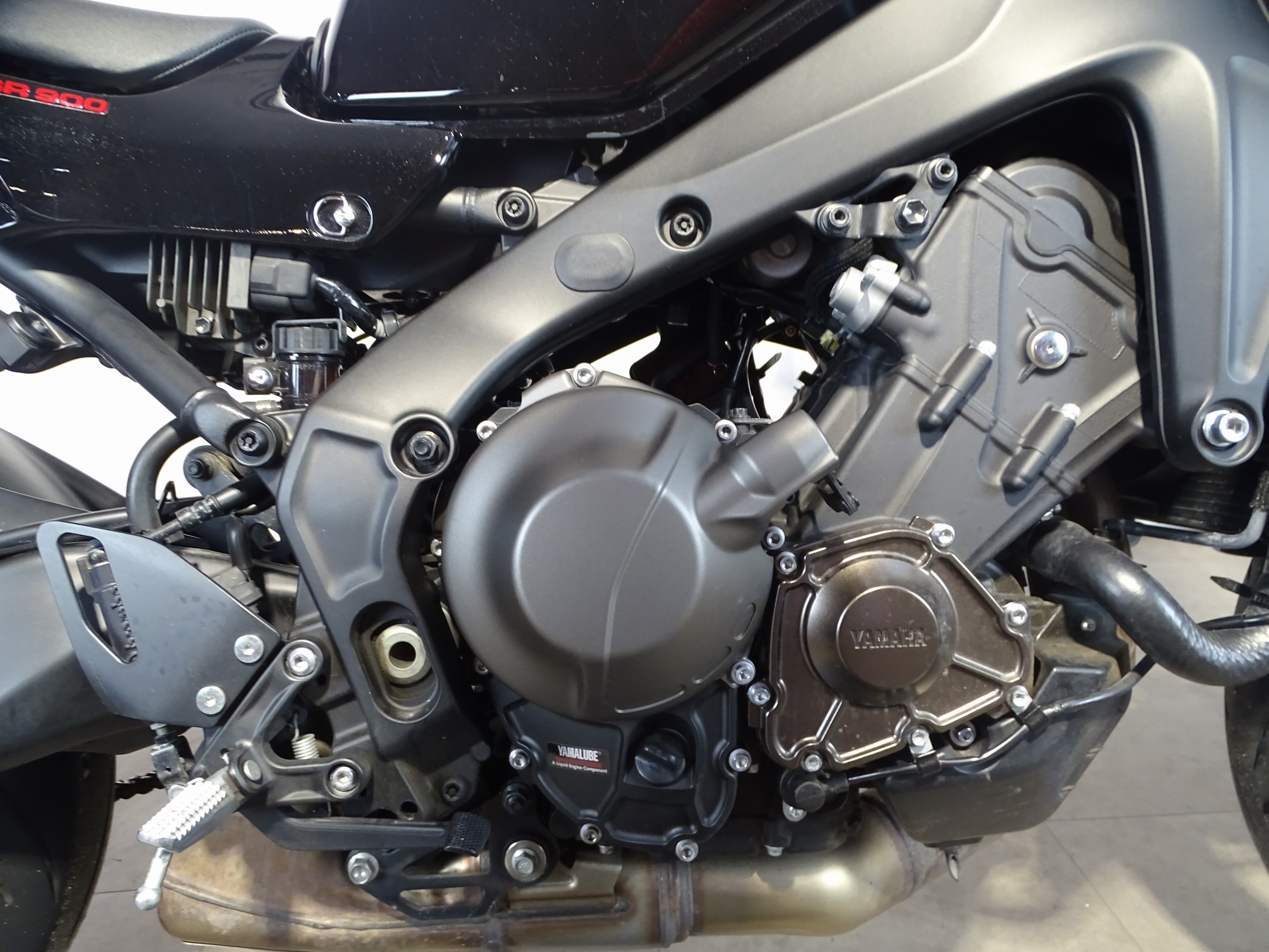 YAMAHA XSR 900