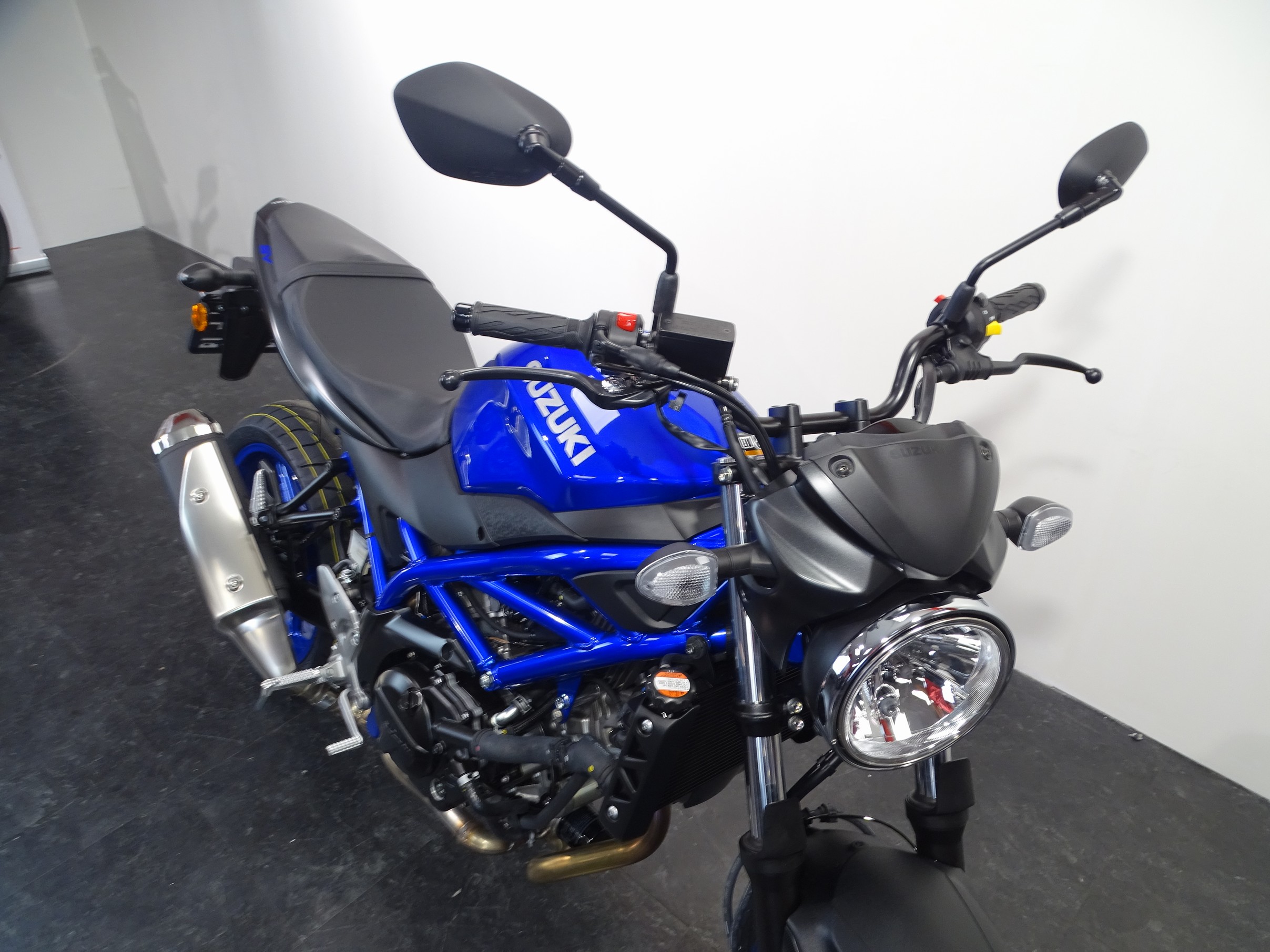 SUZUKI SV 650