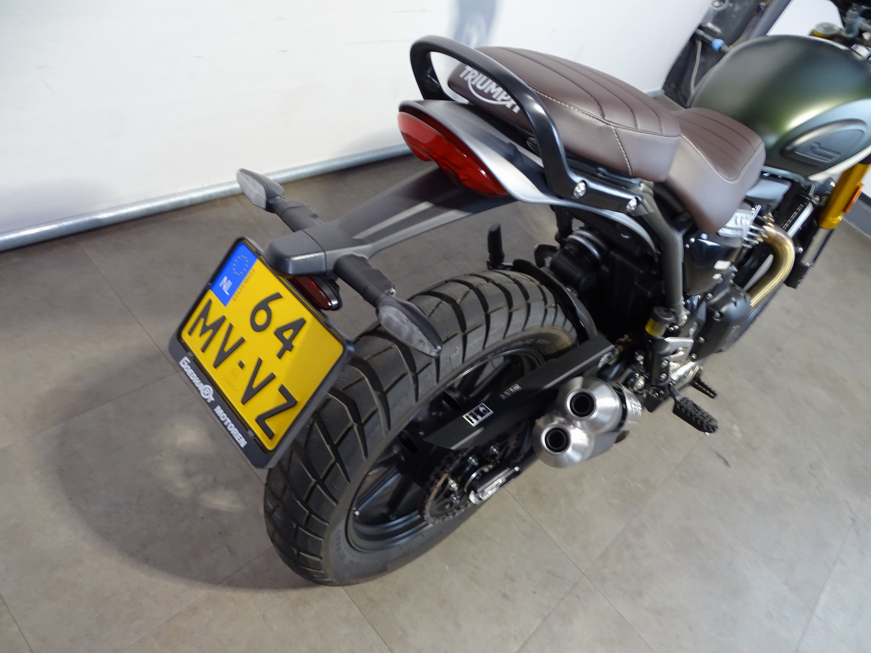 TRIUMPH SCRAMBLER 400 X