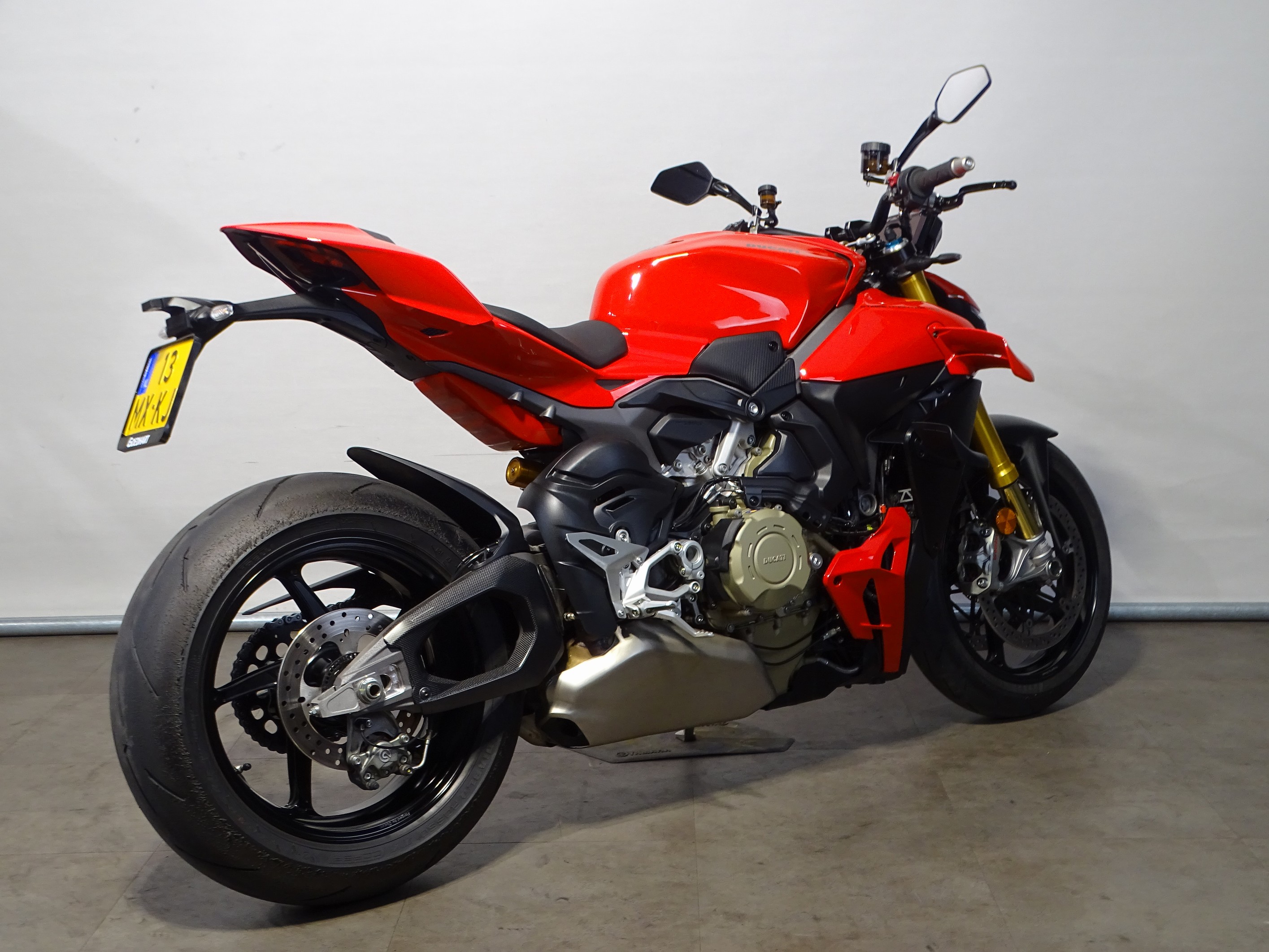 DUCATI STREETFIGHTER V4 S