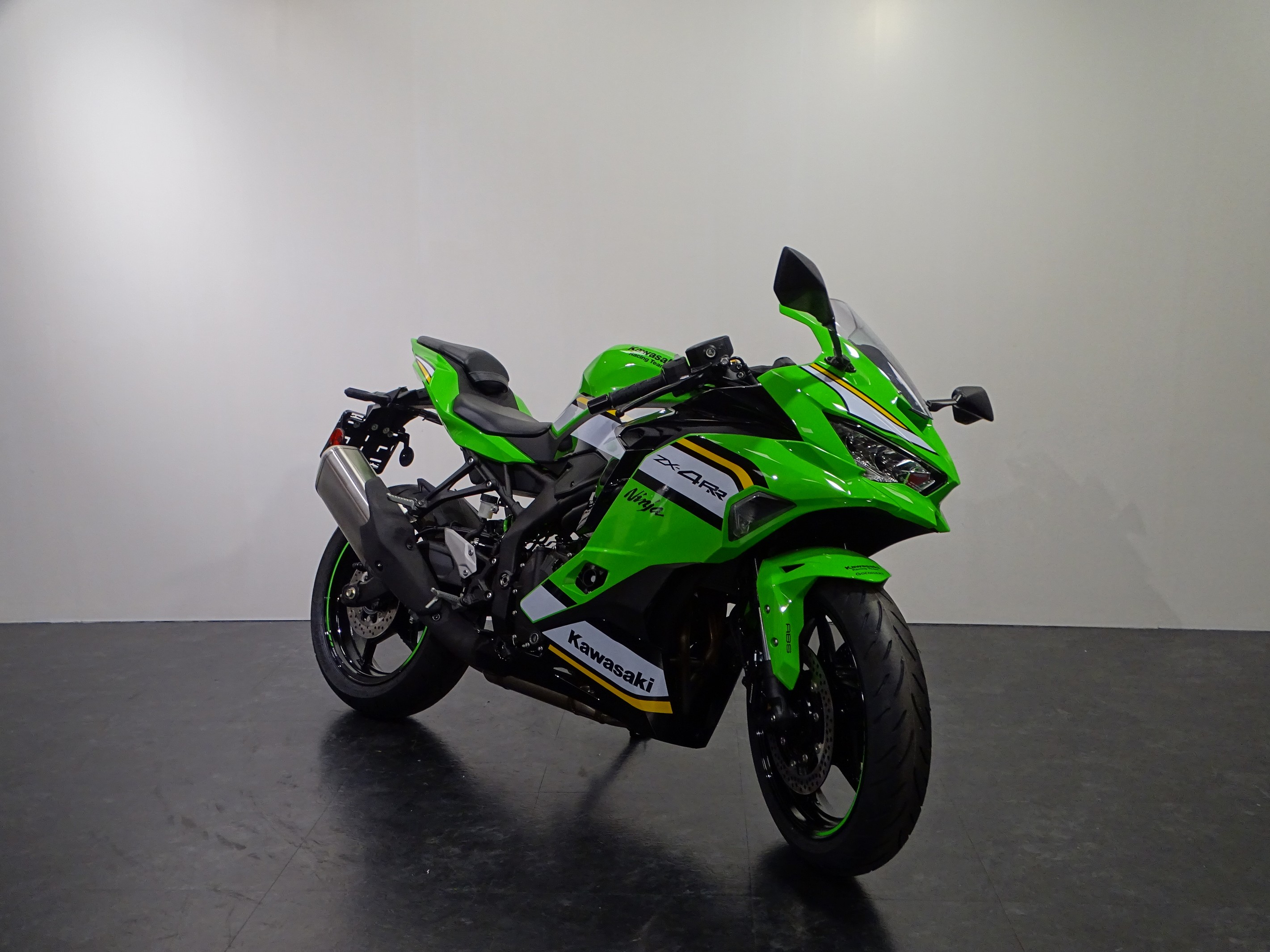 KAWASAKI ZX-4 RR