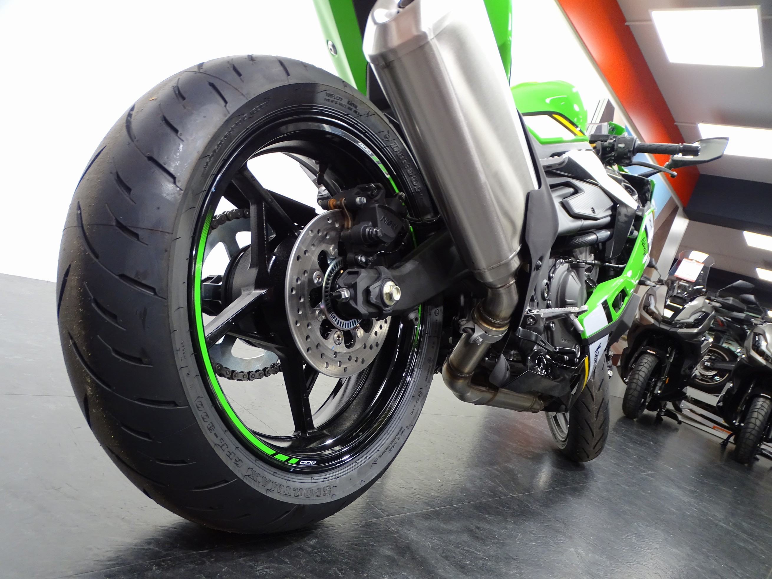 KAWASAKI ZX-4 RR