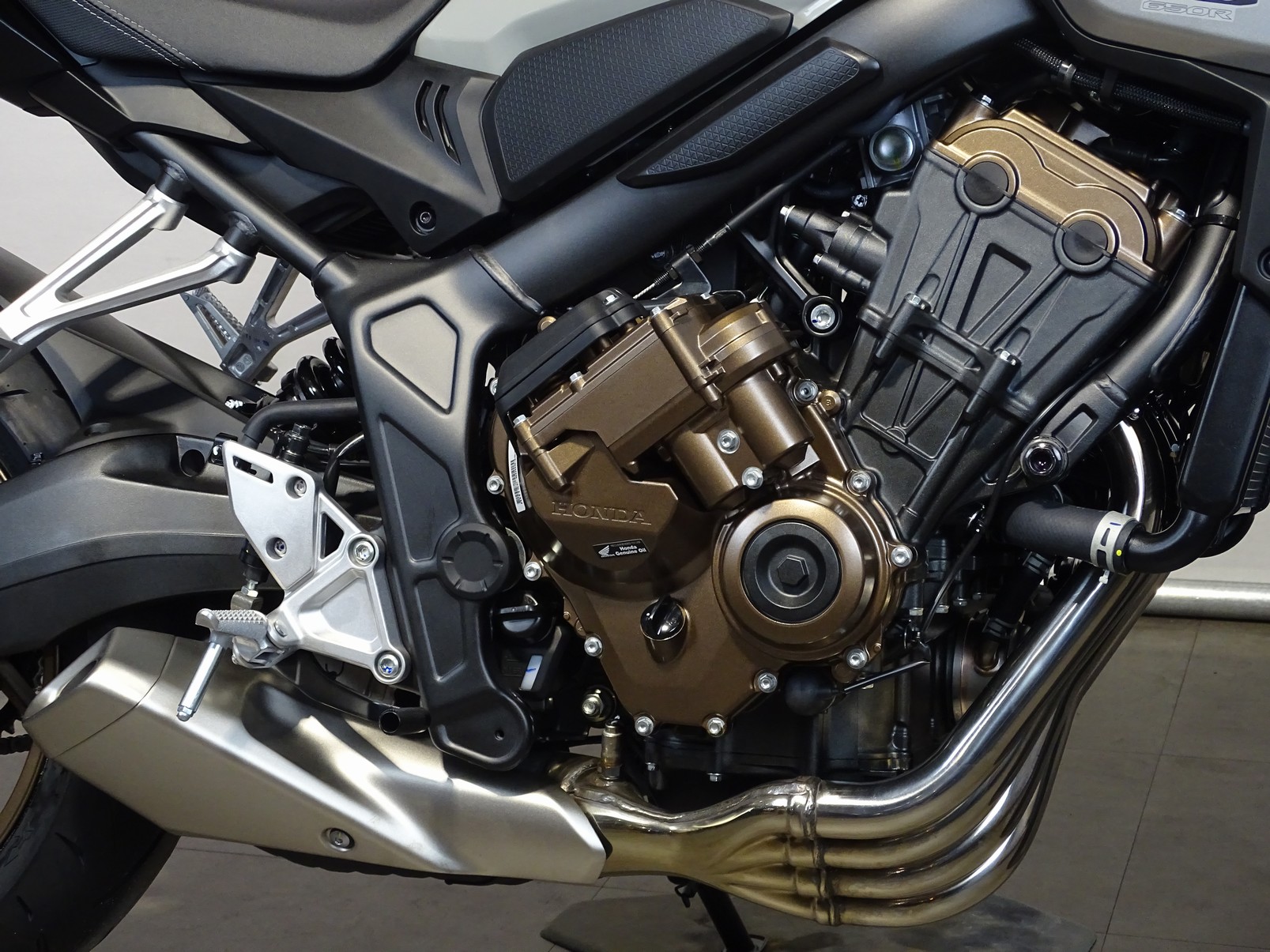 HONDA CB 650 R E-CLUTCH