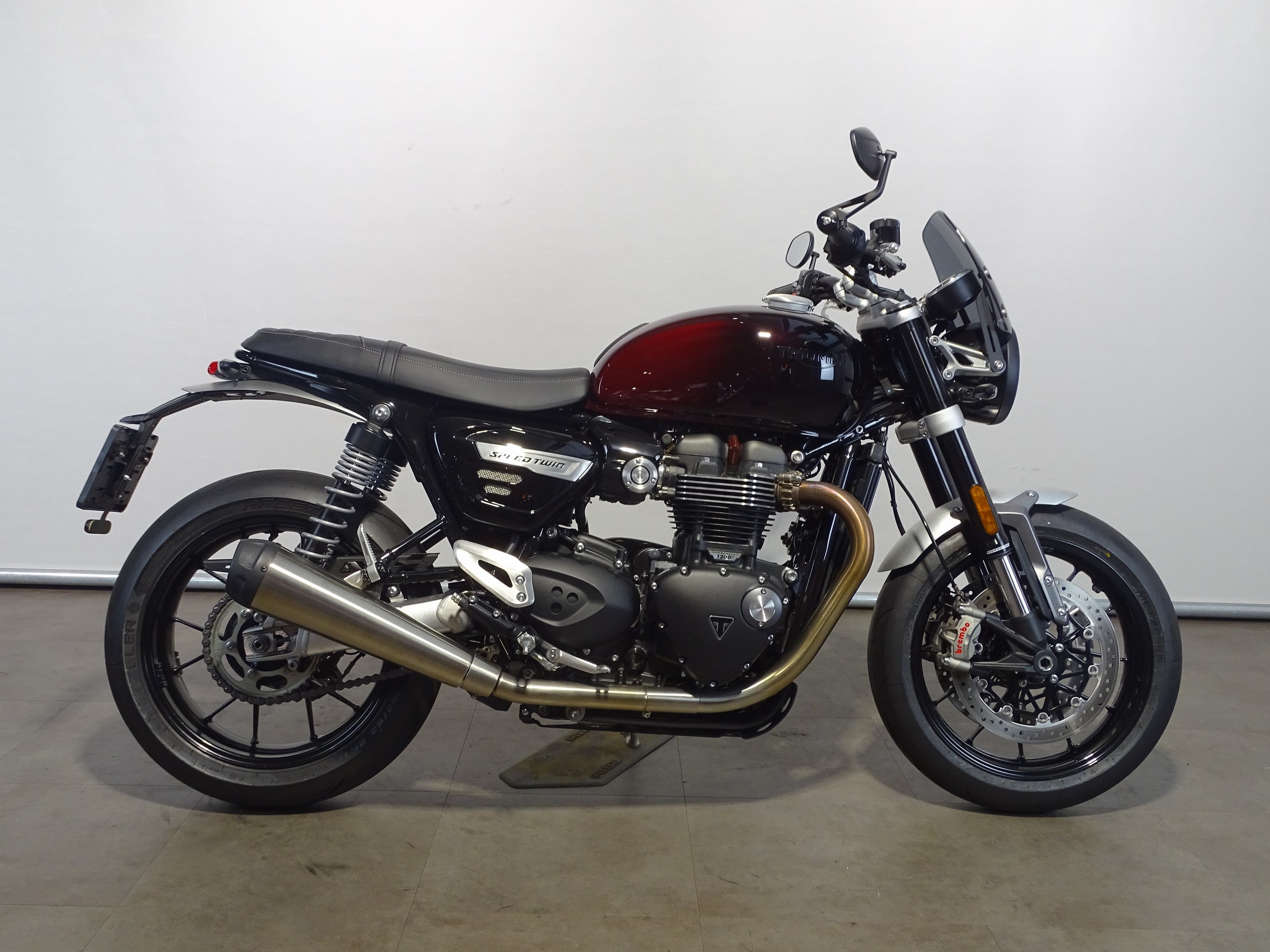 TRIUMPH SPEED TWIN 1200