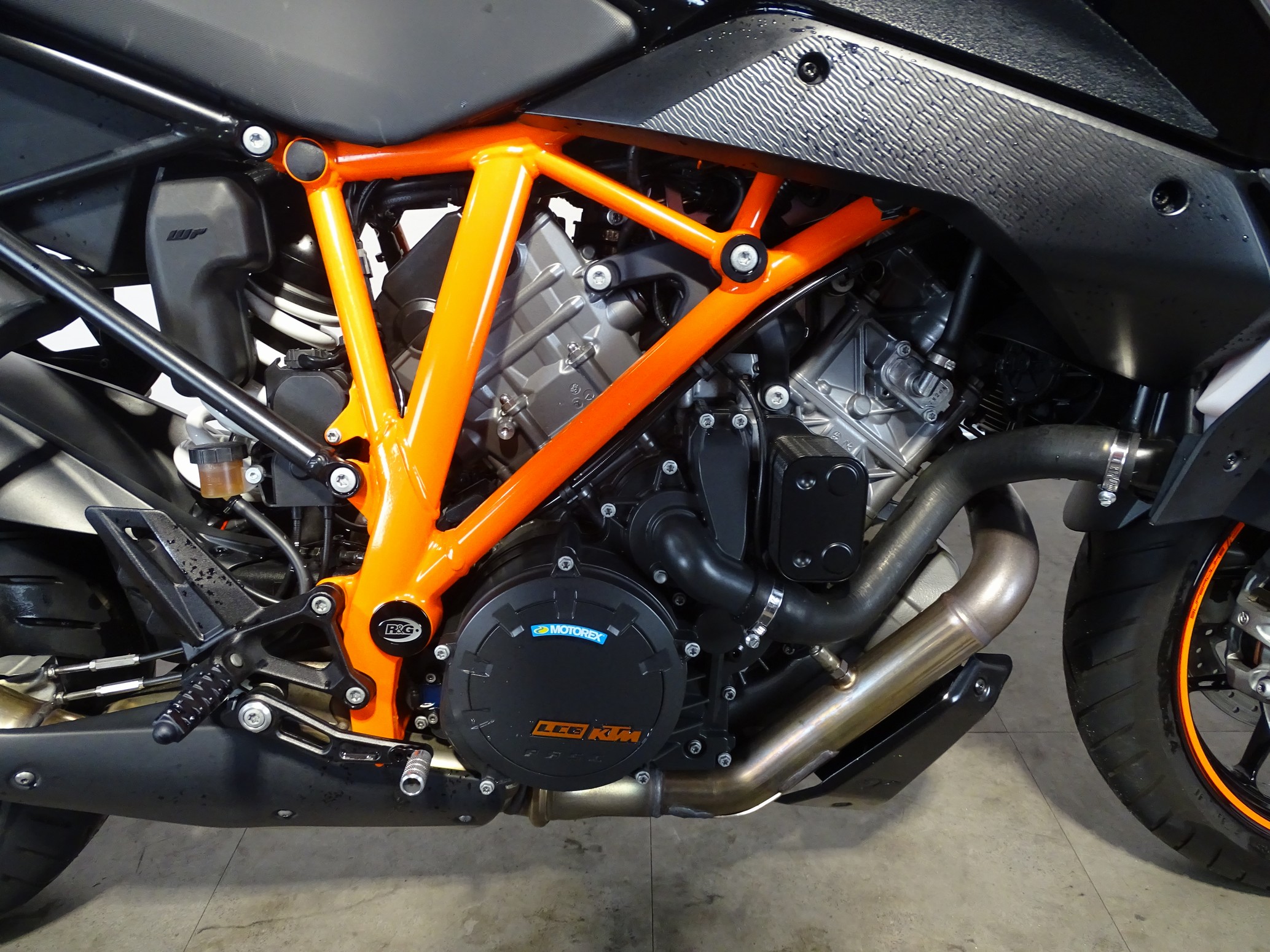 KTM 1290 SUPER DUKE GT