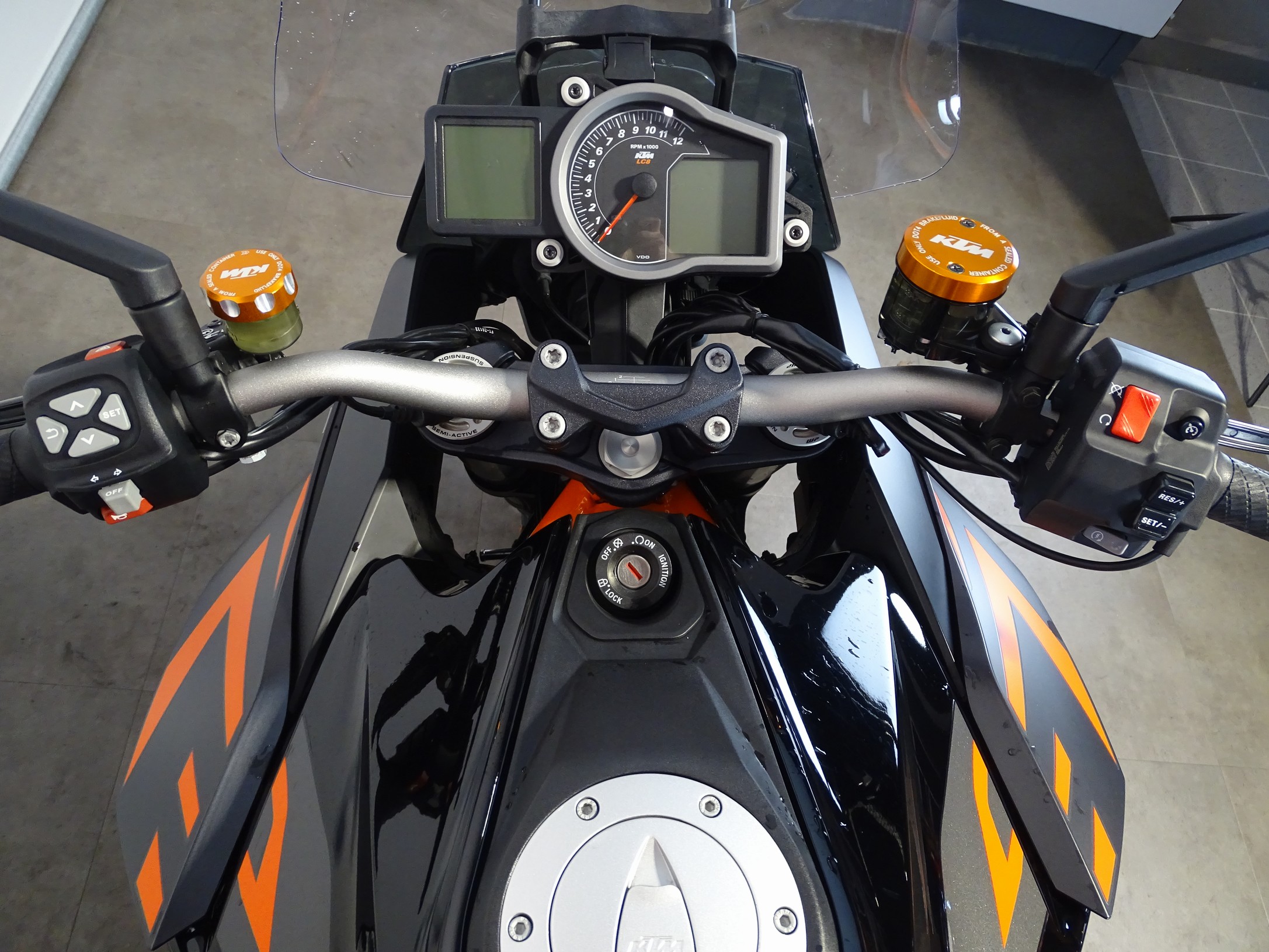 KTM 1290 SUPER DUKE GT