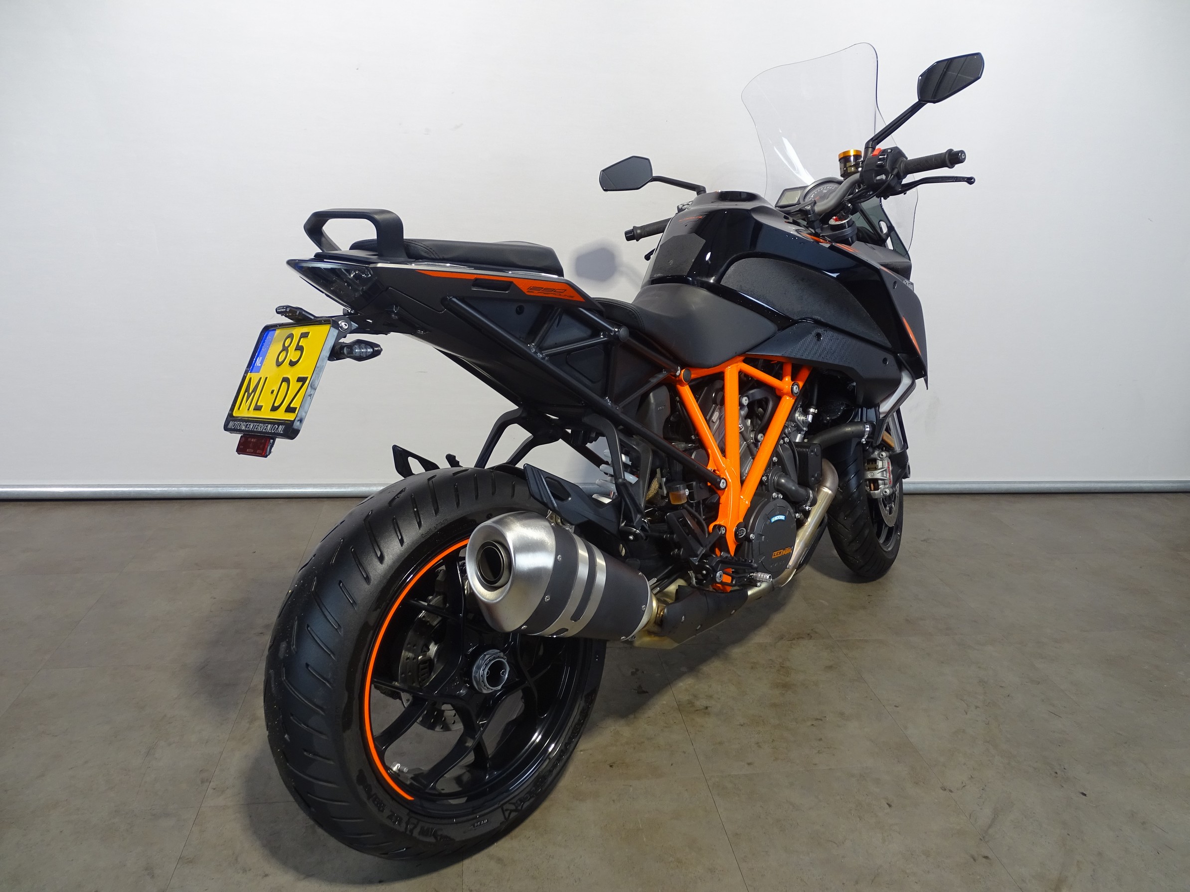 KTM 1290 SUPER DUKE GT