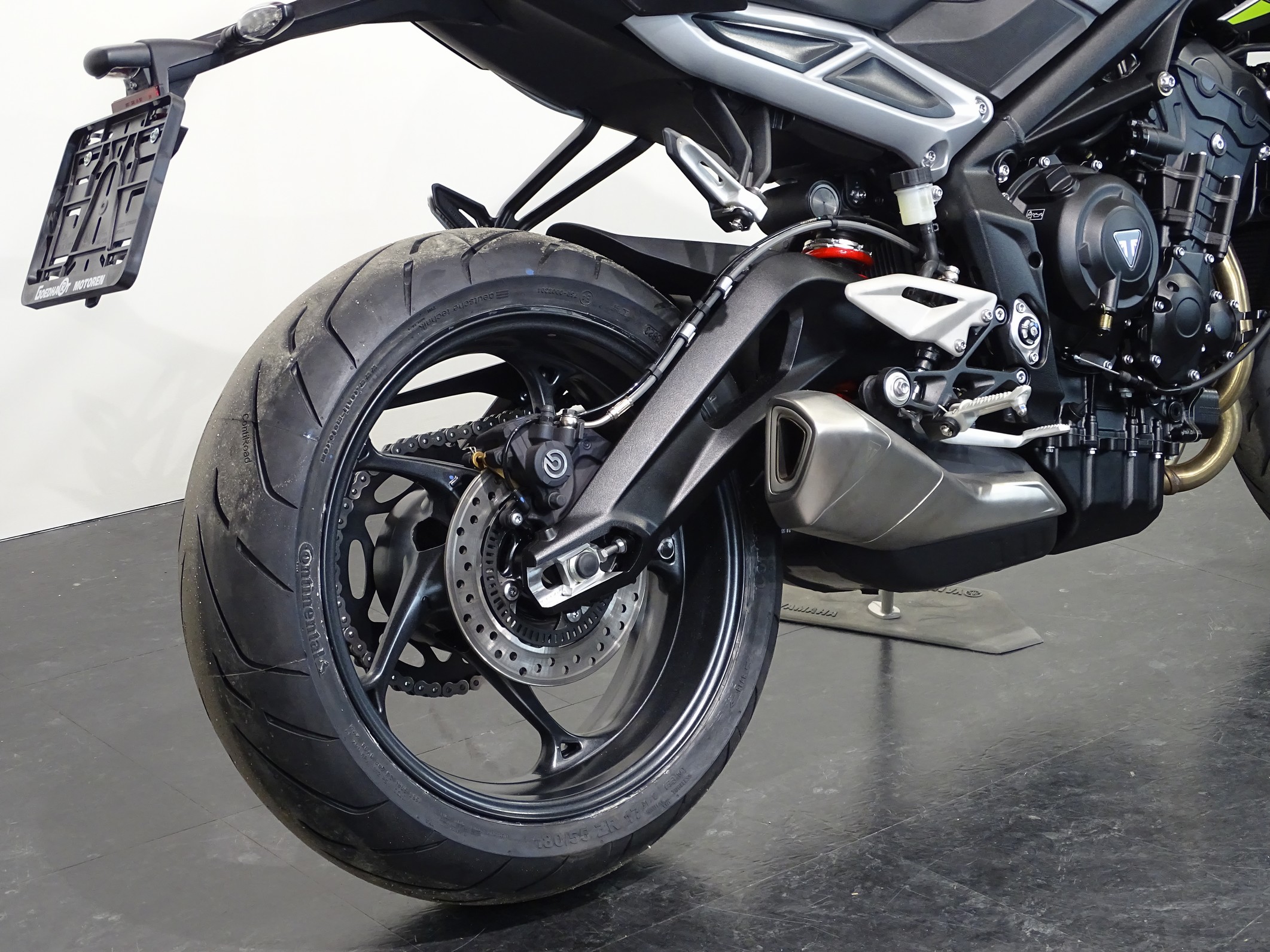 TRIUMPH STREET TRIPLE R