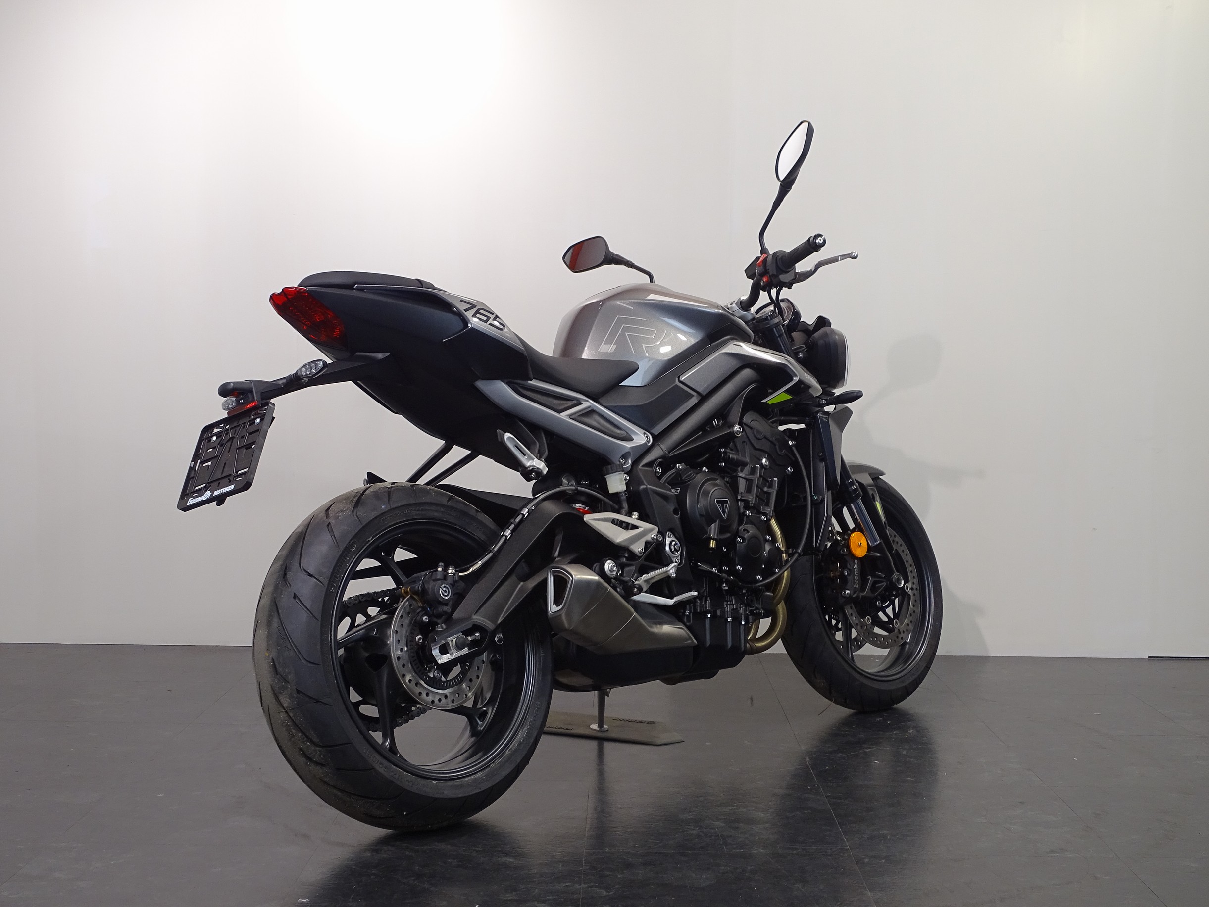 TRIUMPH STREET TRIPLE R