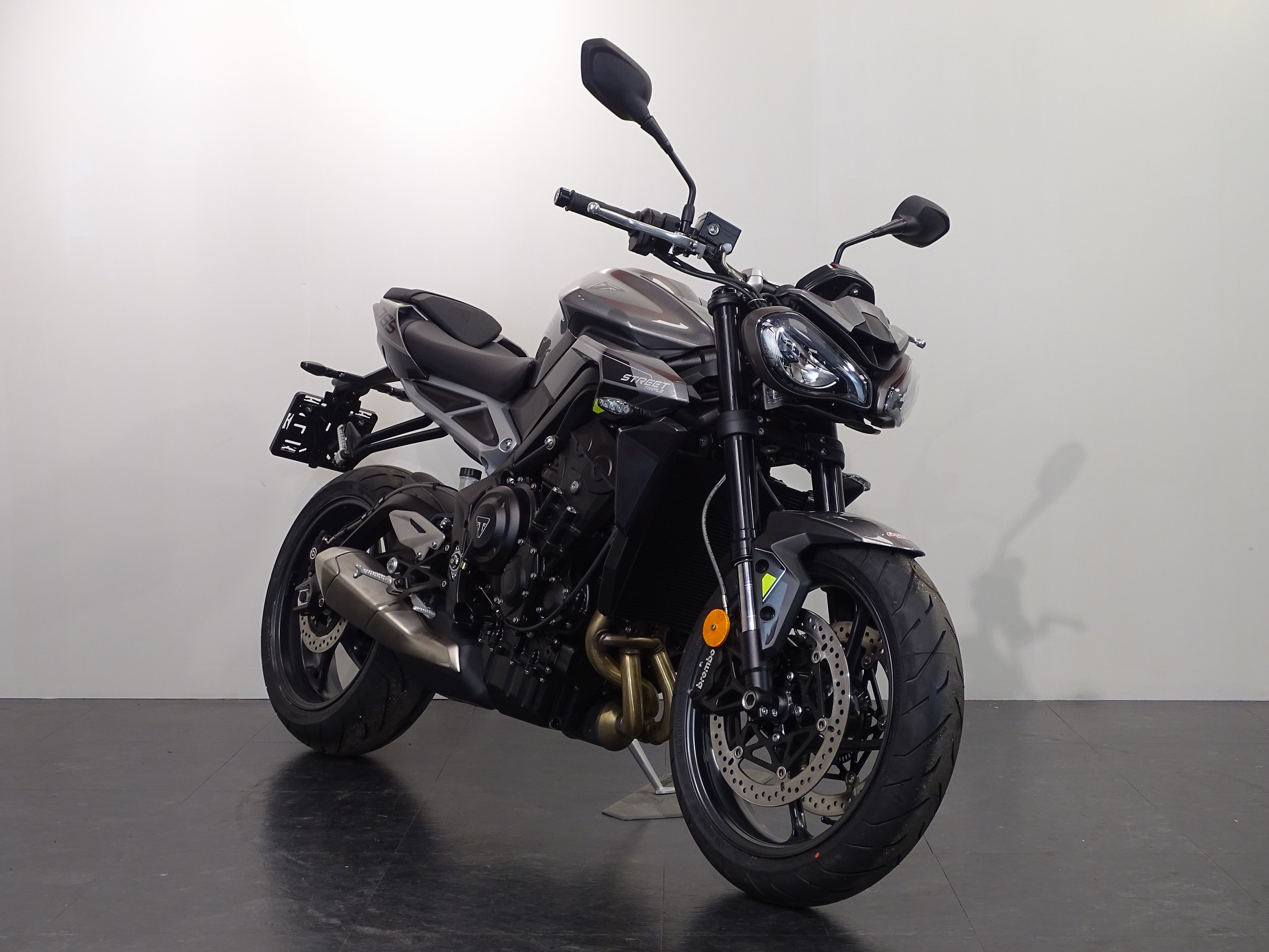 TRIUMPH STREET TRIPLE R