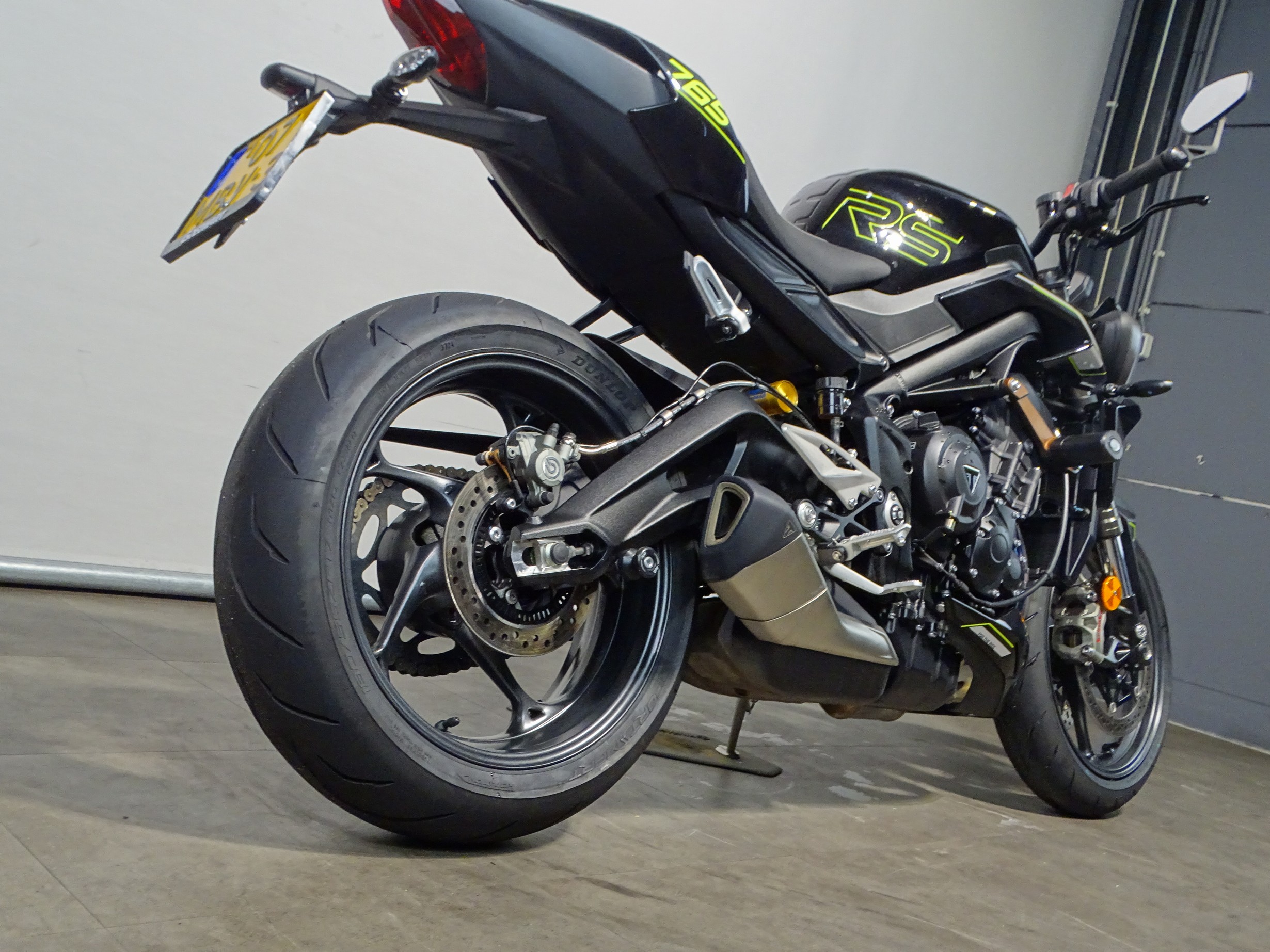 TRIUMPH STREET TRIPLE RS