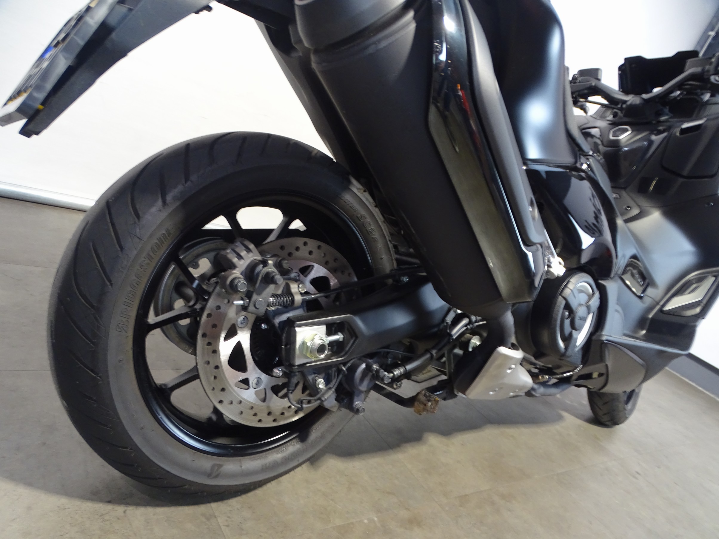 YAMAHA T-MAX TECH MAX