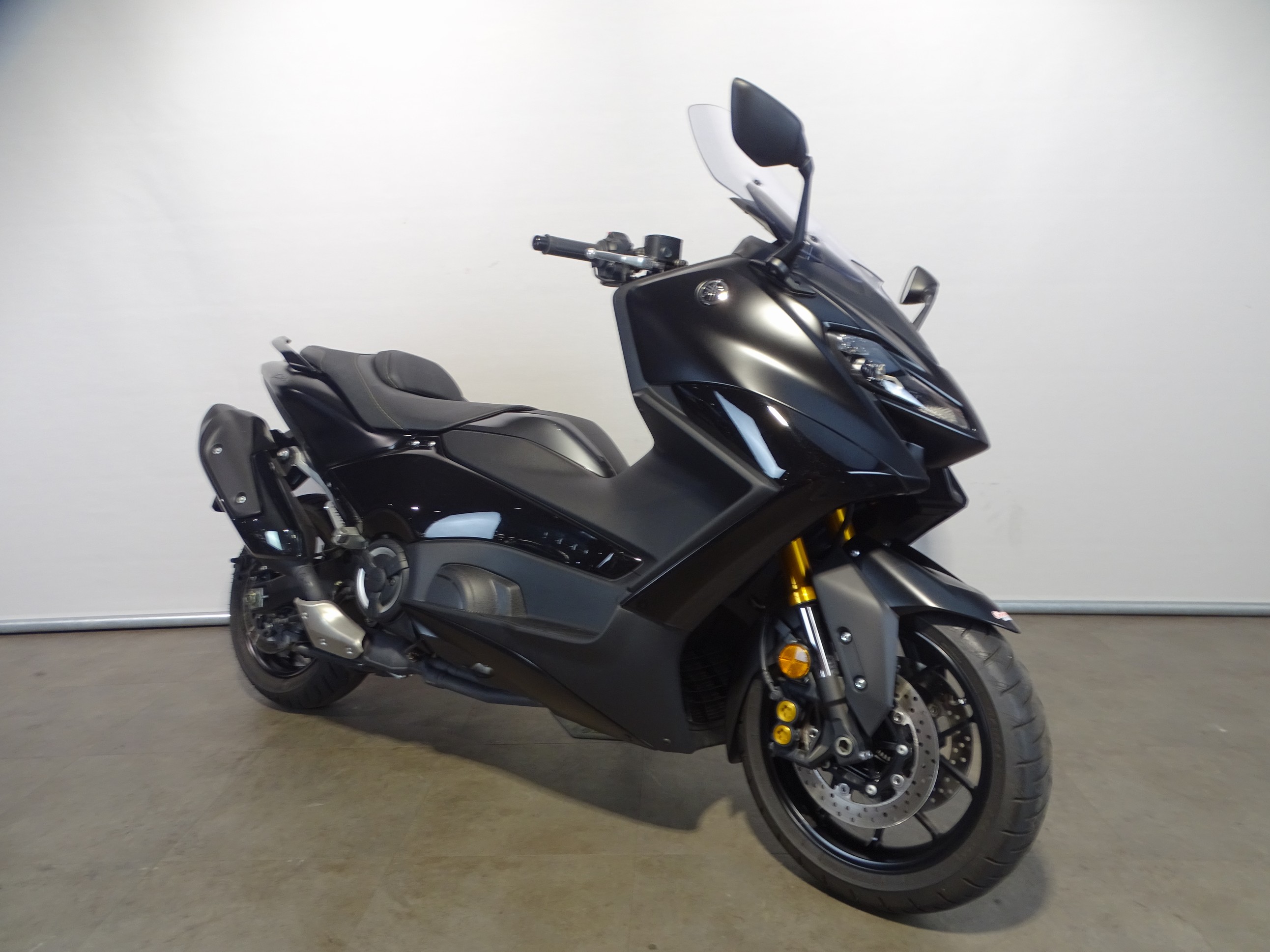 YAMAHA T-MAX TECH MAX