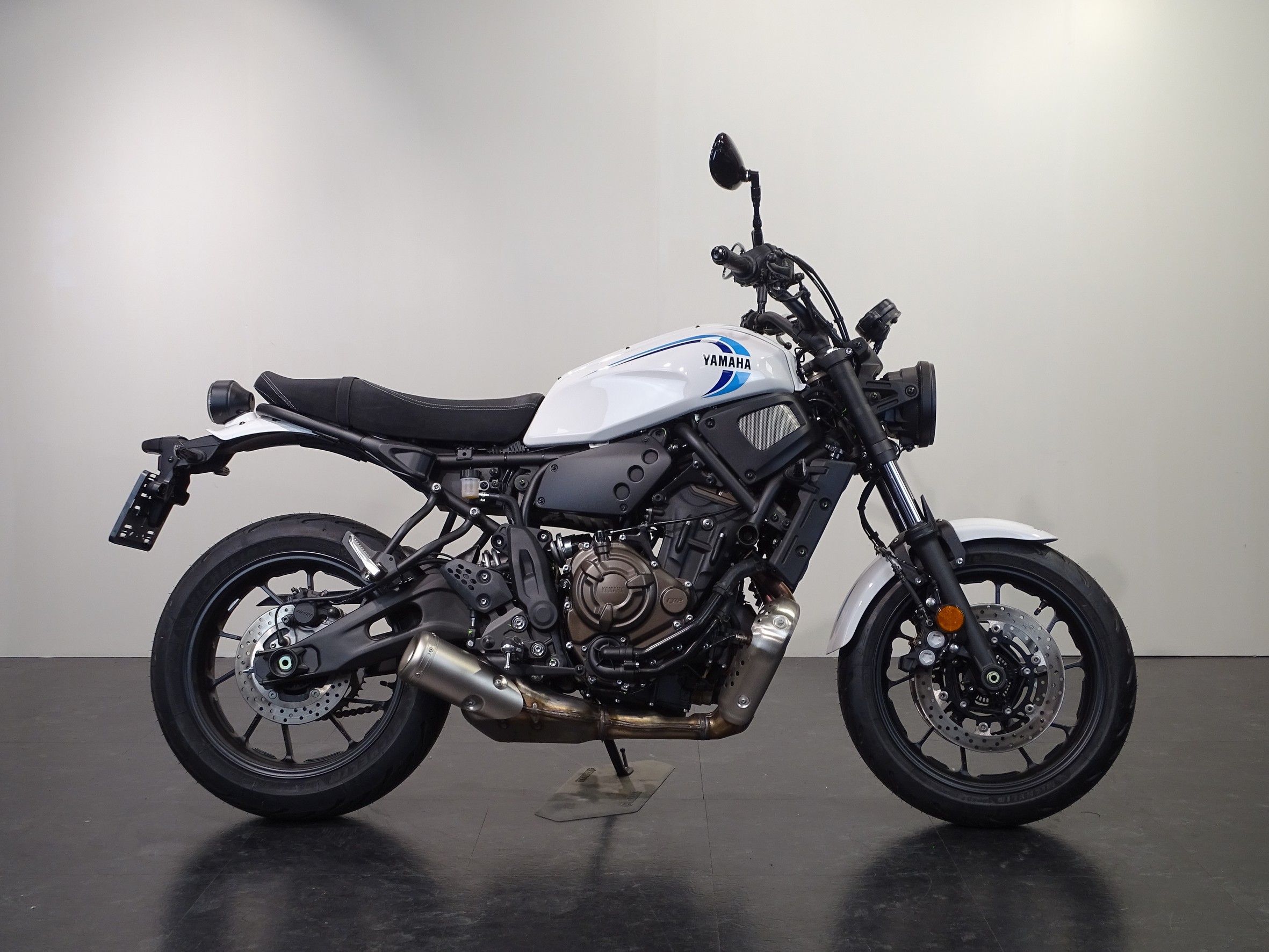 YAMAHA XSR 700