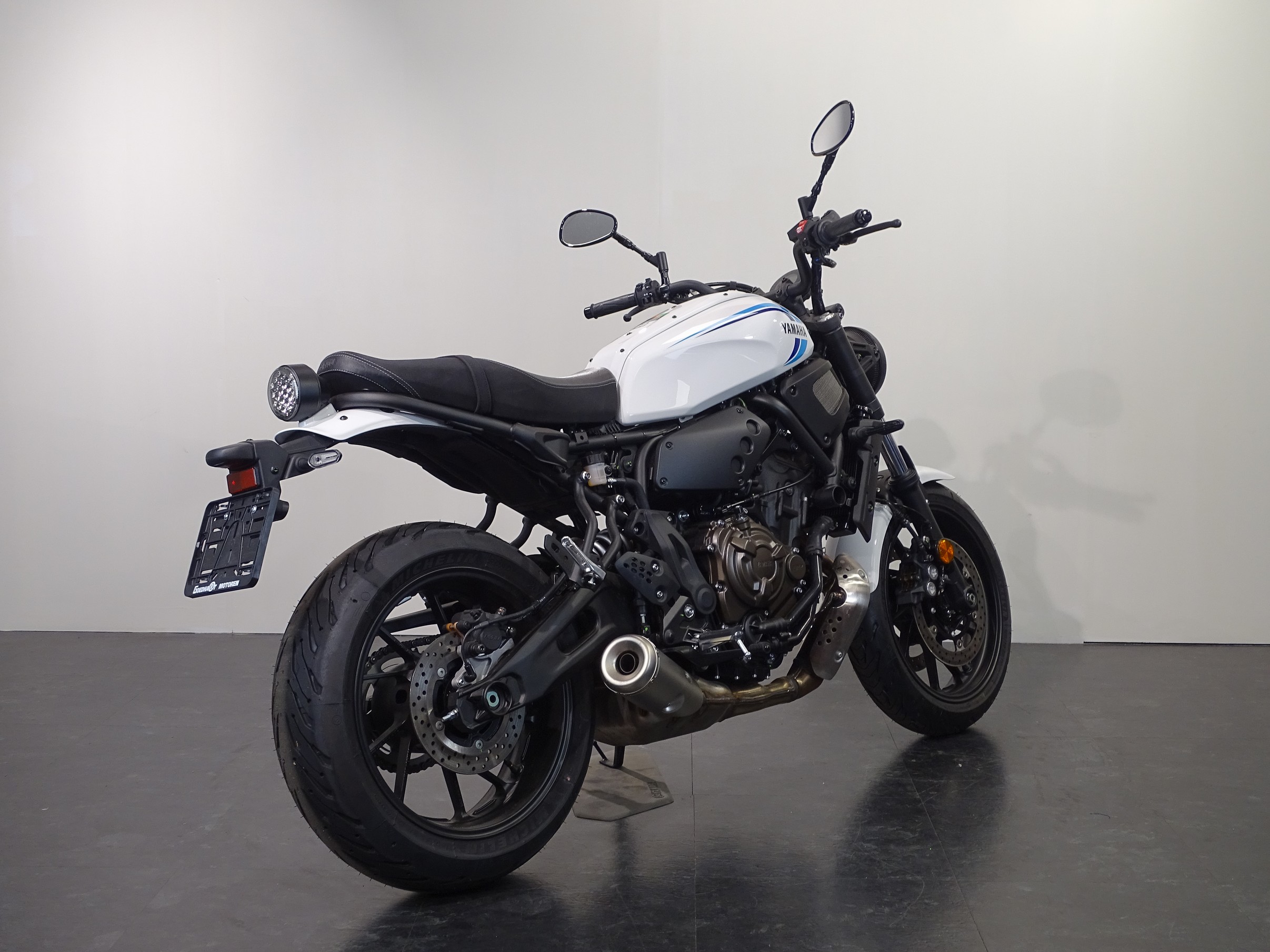 YAMAHA XSR 700