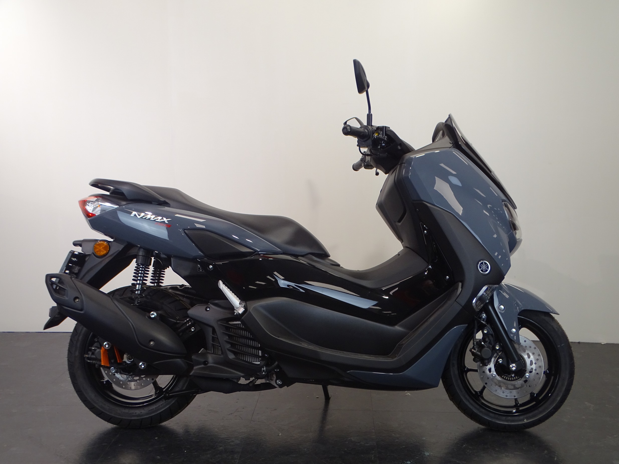 YAMAHA NMAX 155