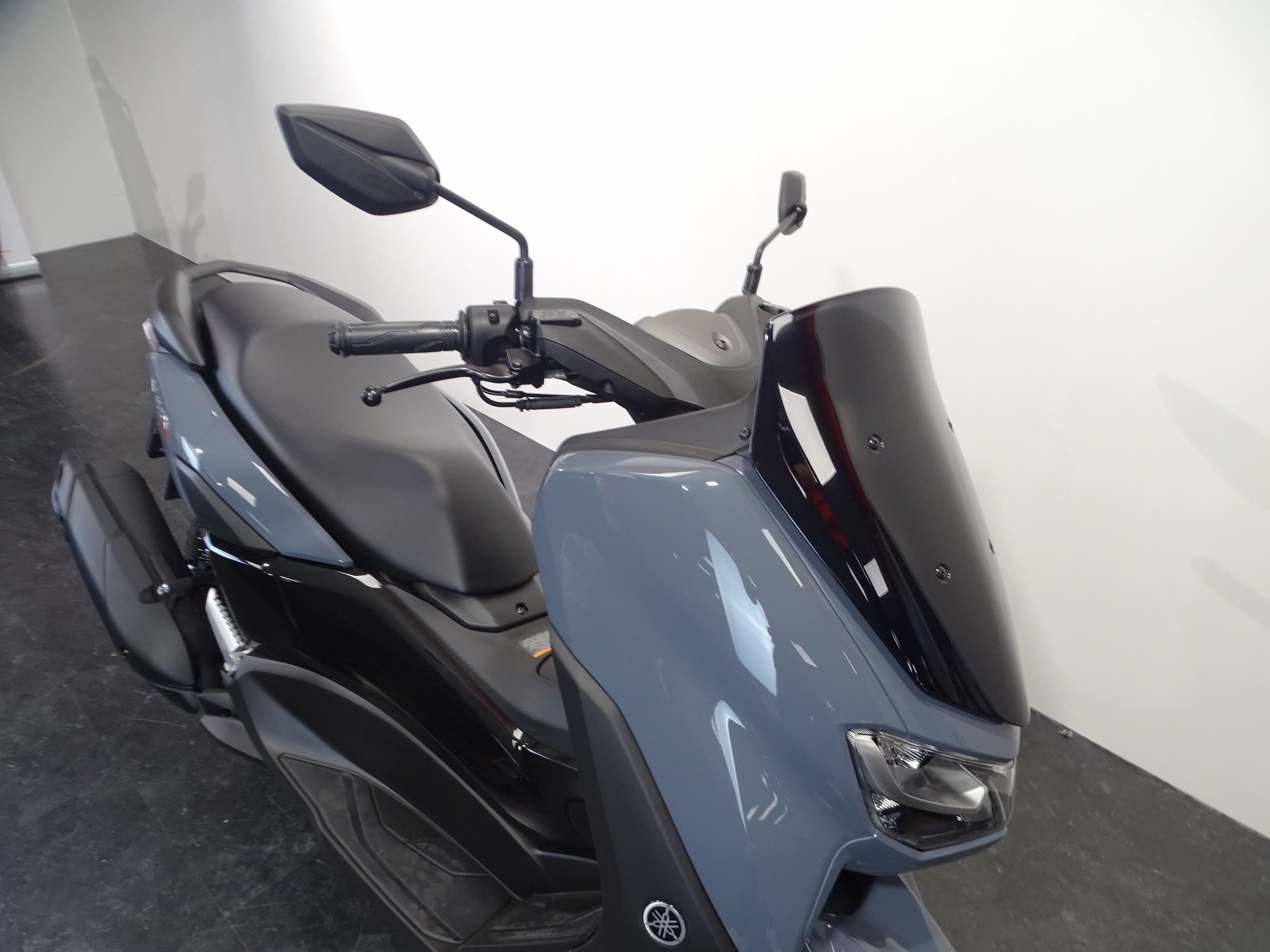 YAMAHA NMAX 155