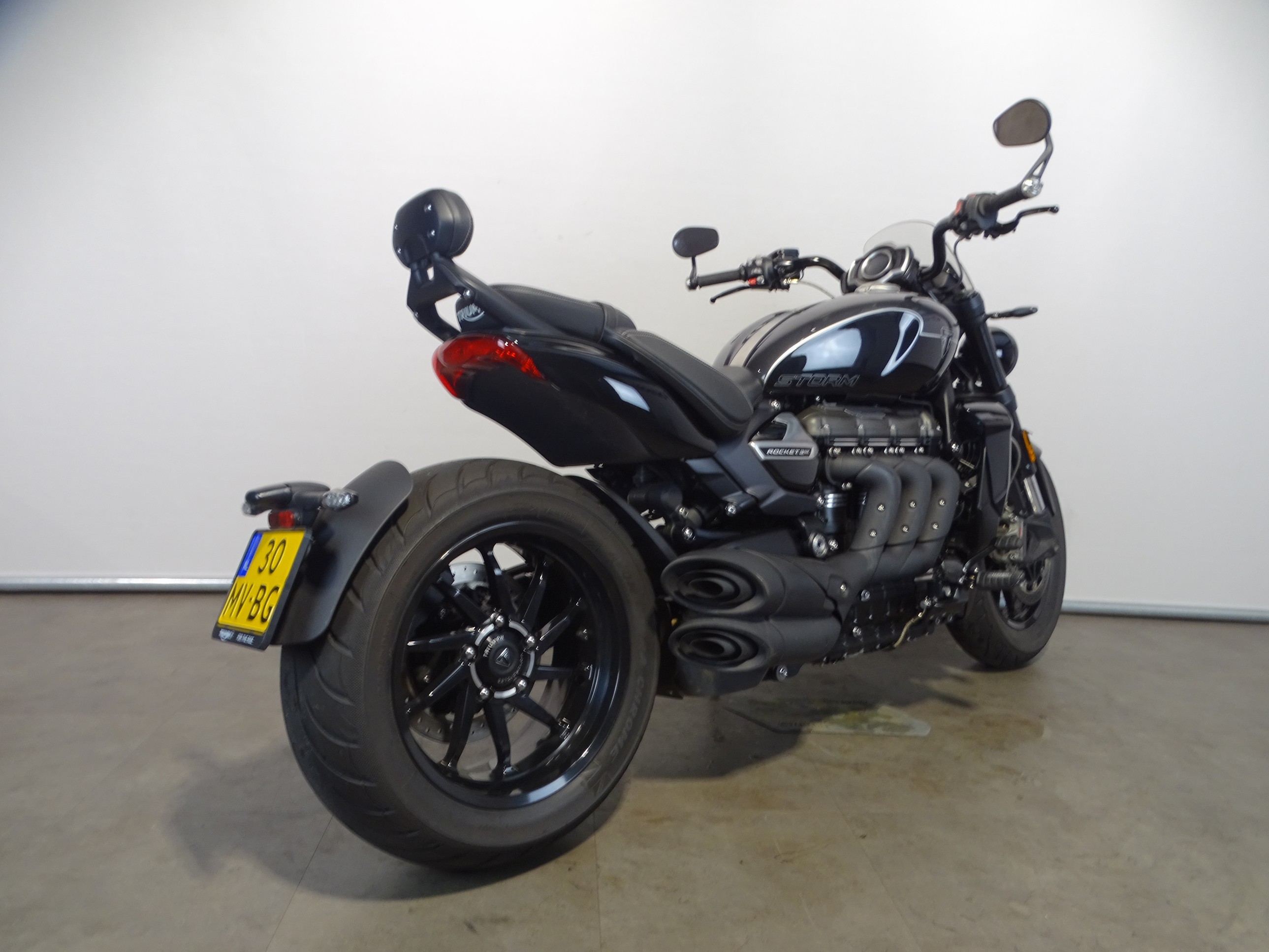 TRIUMPH ROCKET III STORM GT