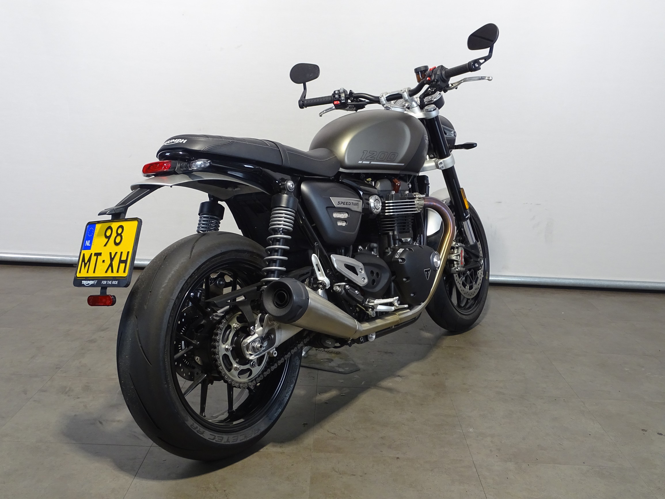 TRIUMPH SPEED TWIN 1200